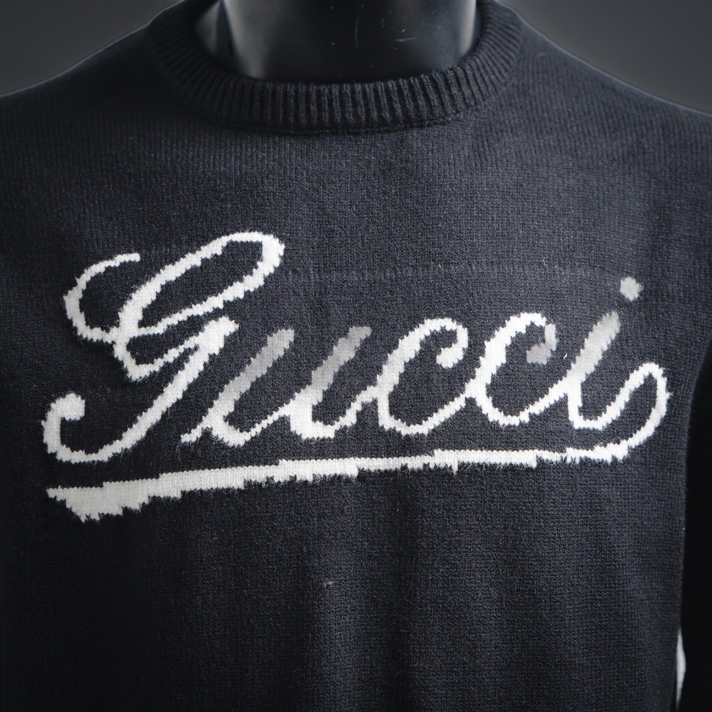 Guc 25fw leisure sweater