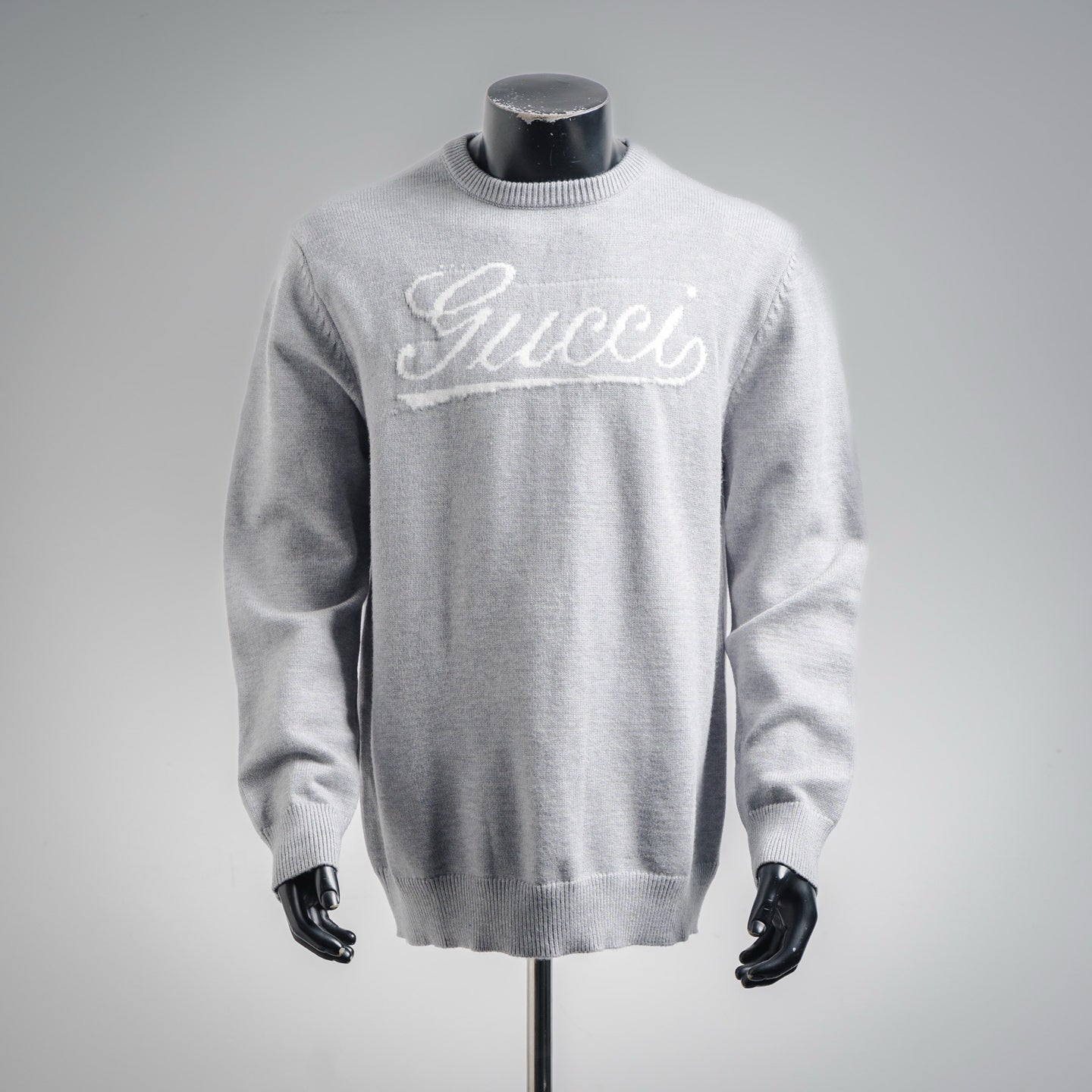 Guc 25fw leisure sweater