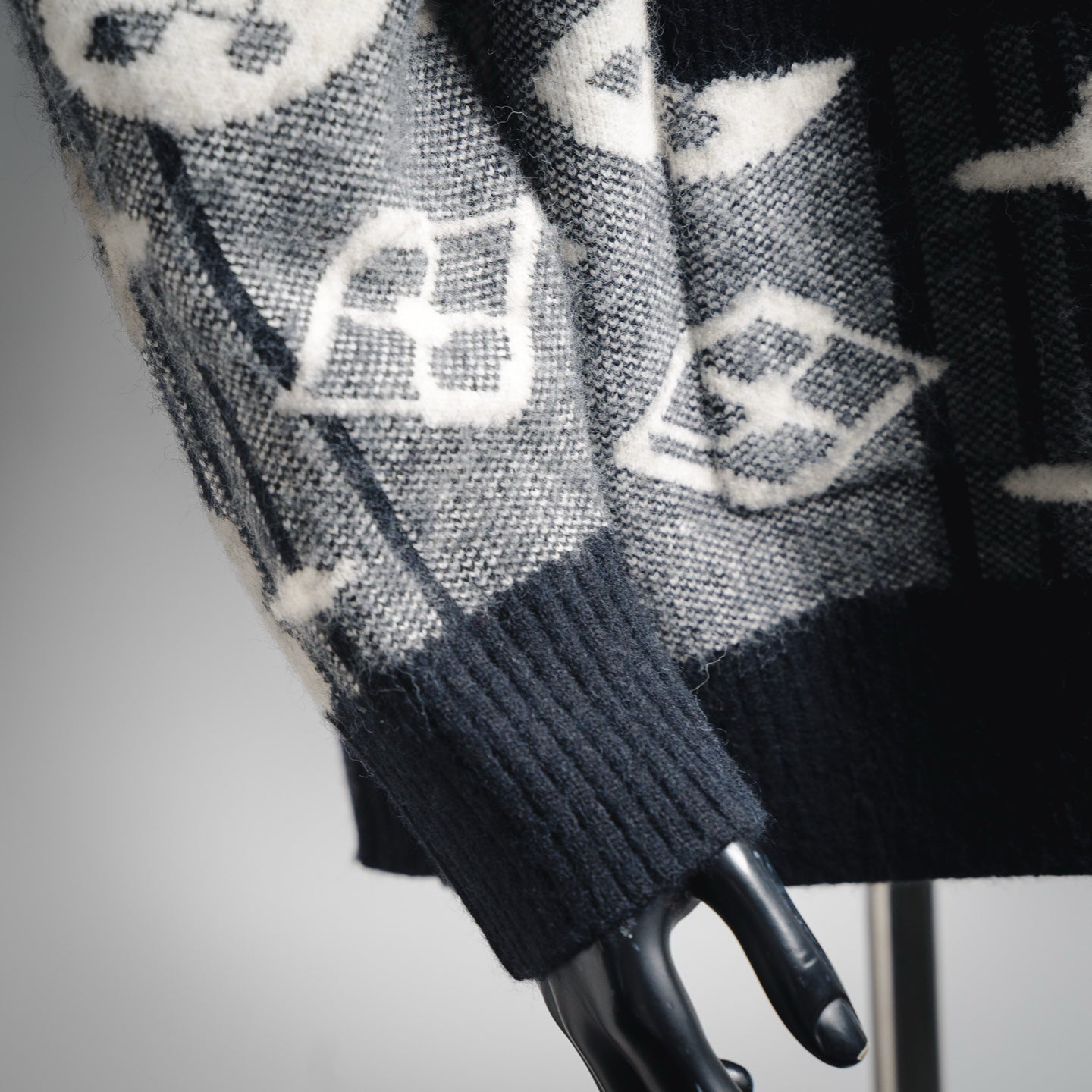 Louis 25fw jacquard cardigan