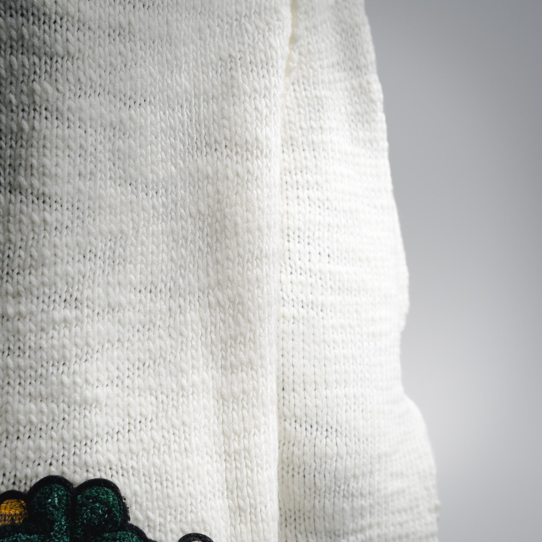 CD 25fw embroidered sweater