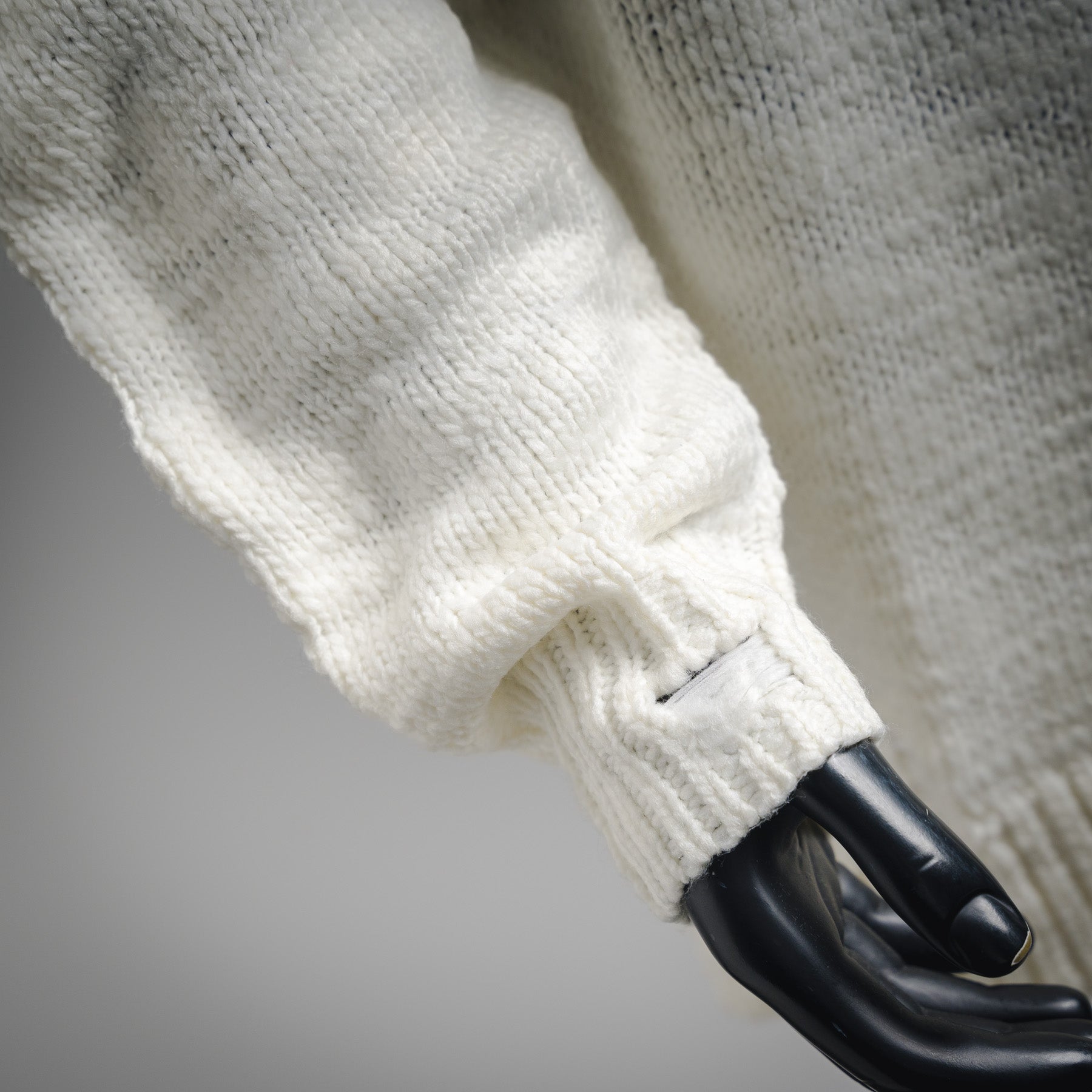 CD 25fw embroidered sweater