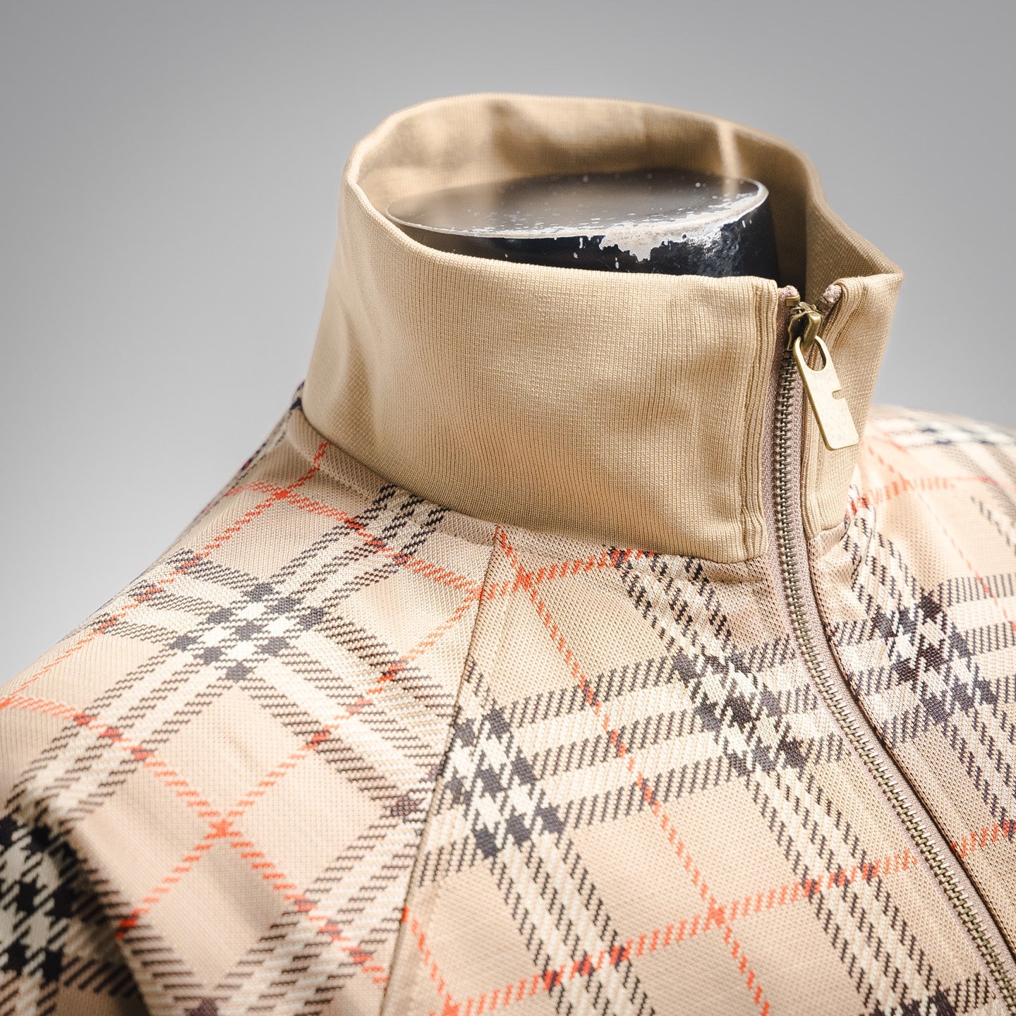 Burbery 25fw plaid cardigan