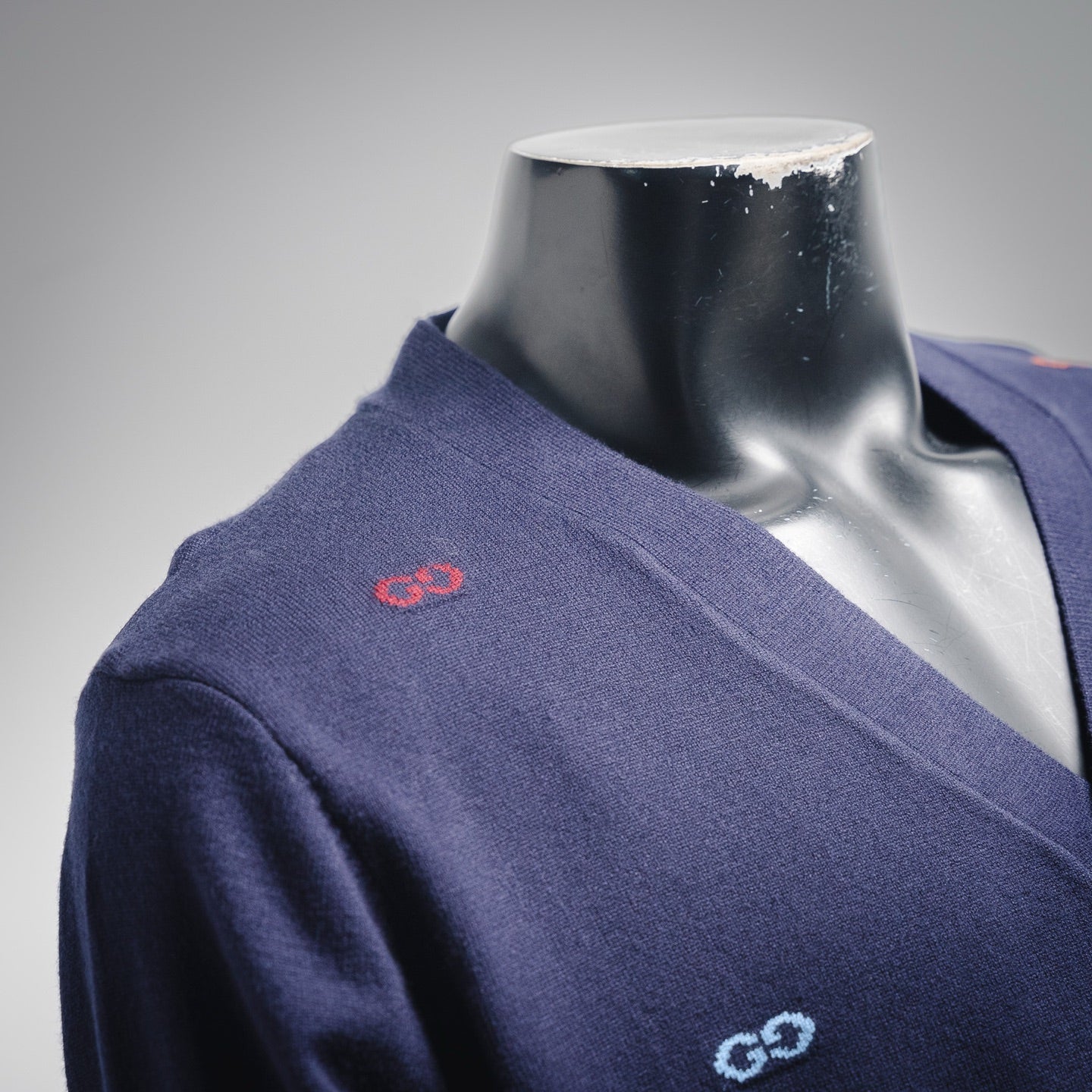 Guc 25fw leisure sweater