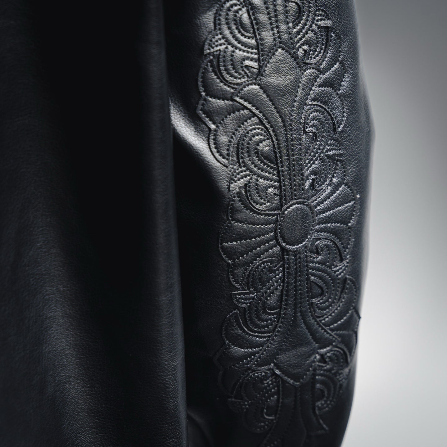 Chrome 25fw embroidered jacket