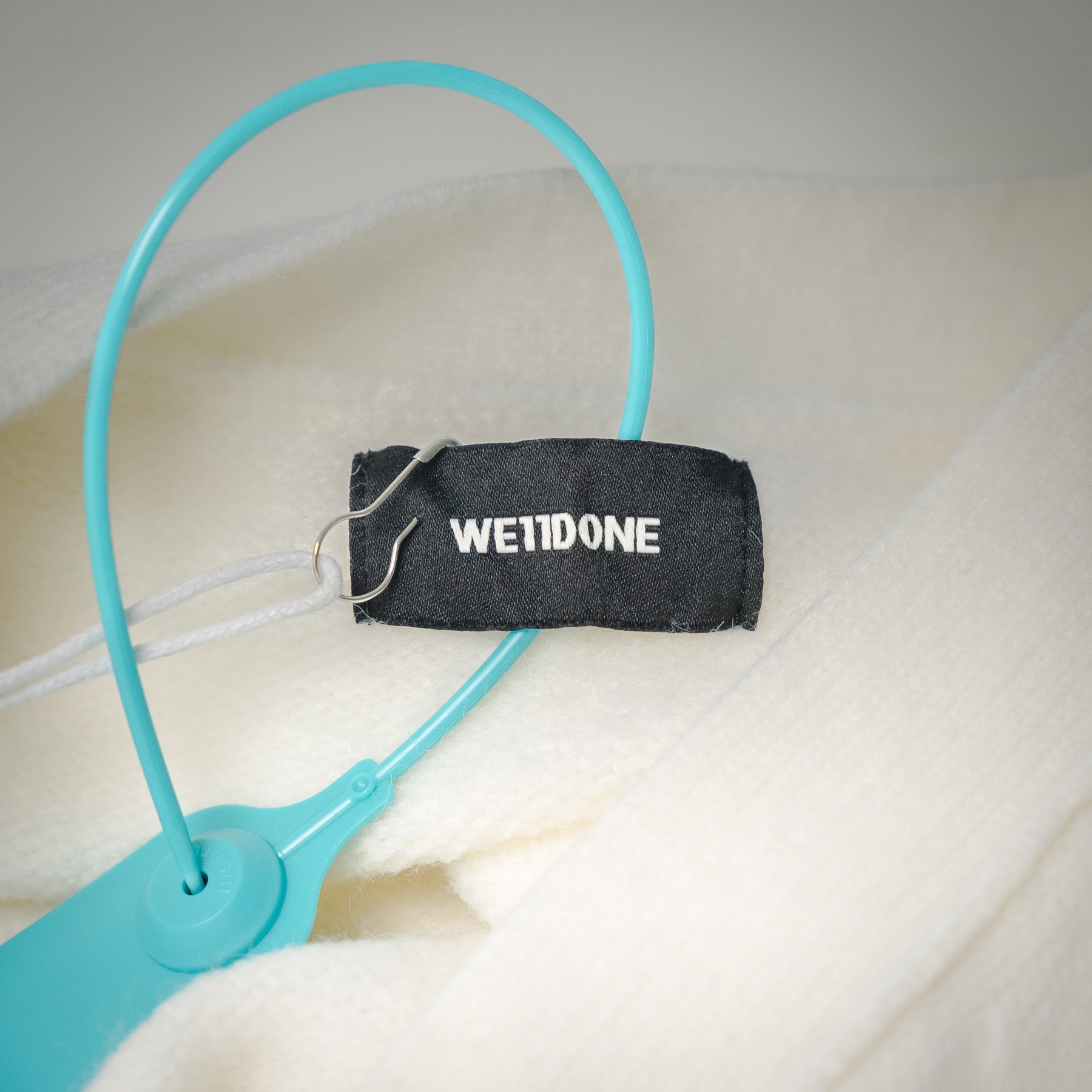 Well 25fw knitted cardigan