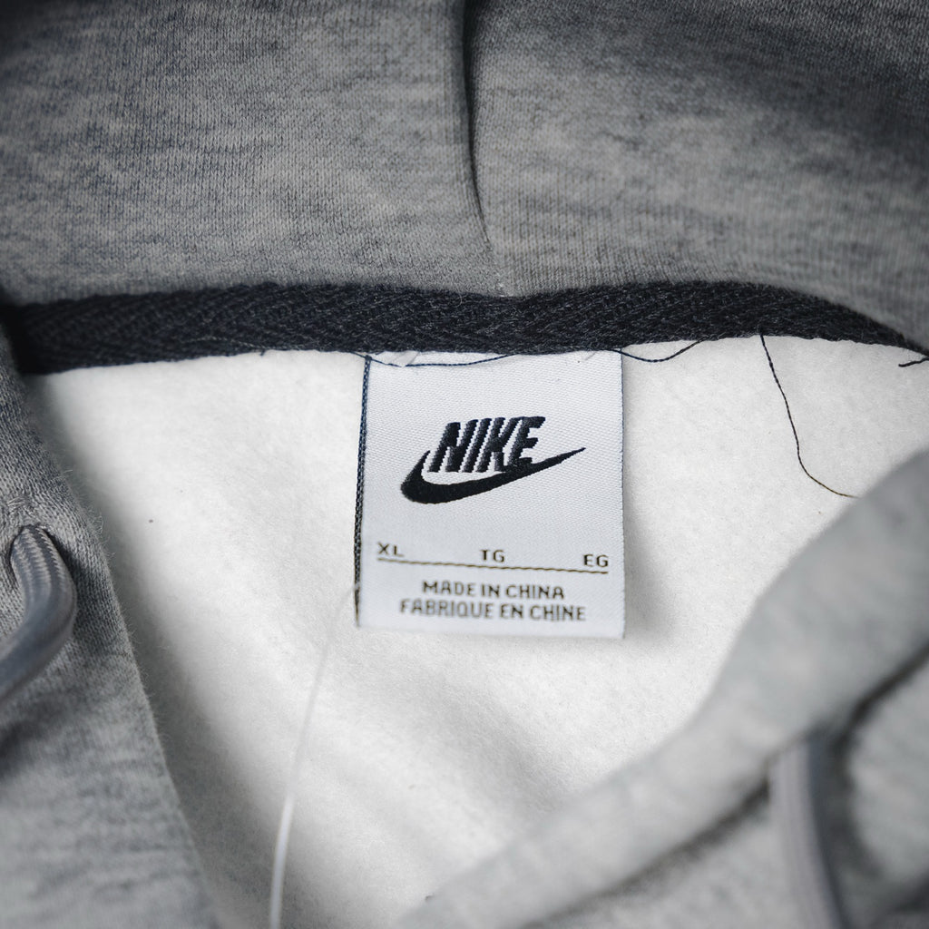 Nik 25fw embroidered hoodie