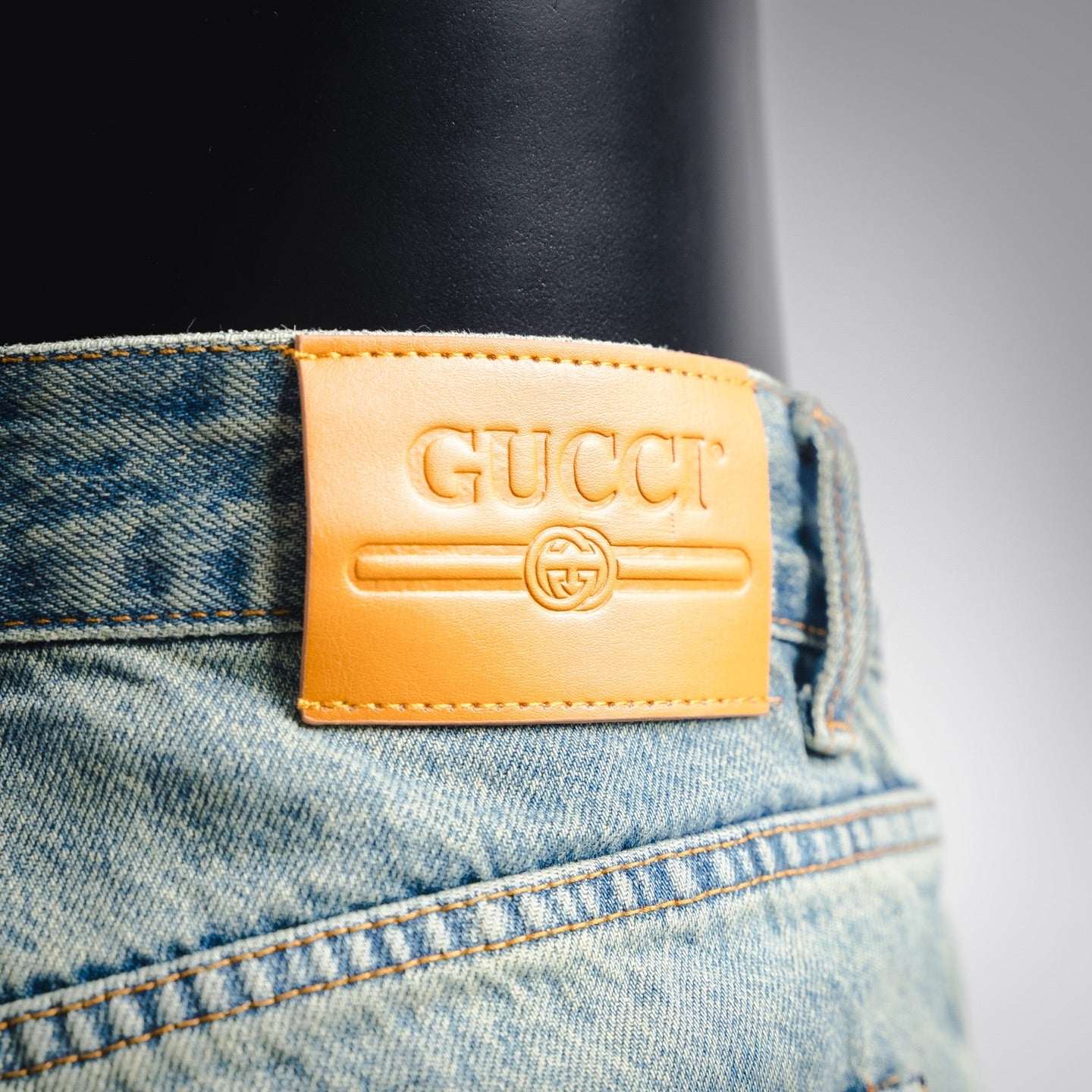 Guc 25fw embroidered jeans