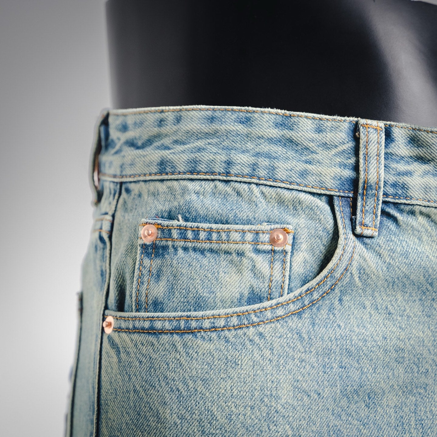 Guc 25fw embroidered jeans