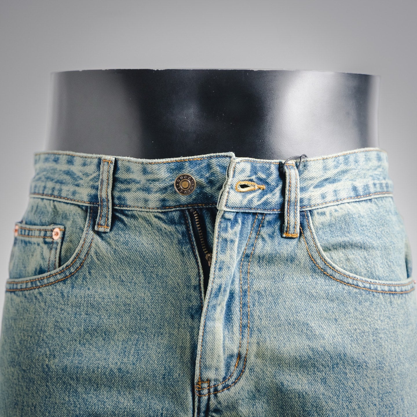 Guc 25fw embroidered jeans