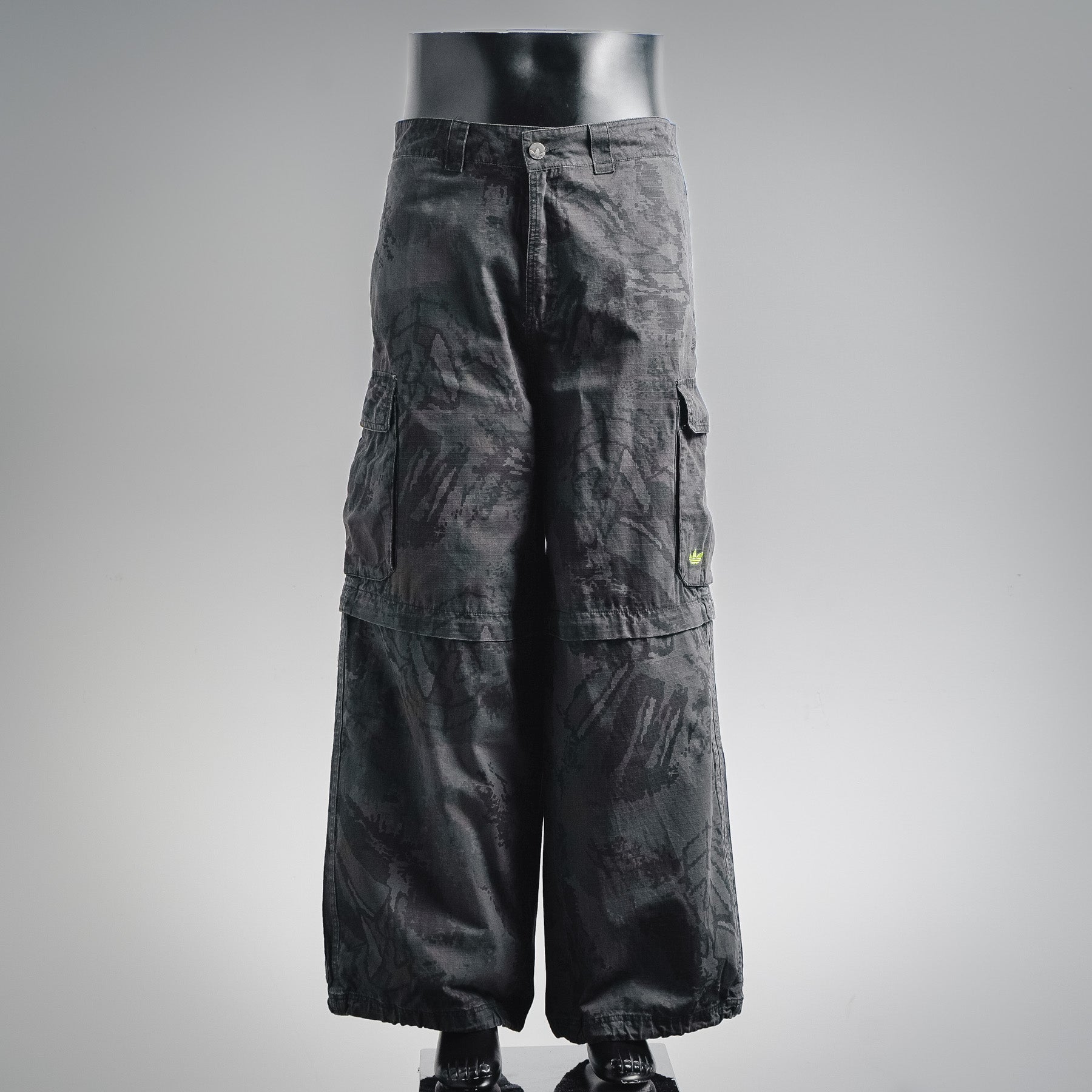 Adi 25fw all-match pants