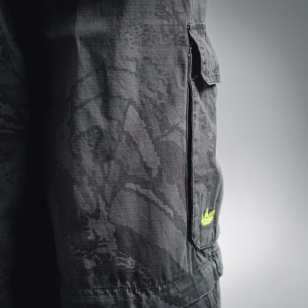 Adi 25fw all-match pants