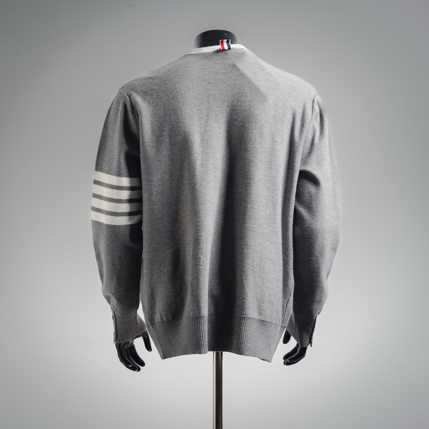 Thom 25fw embroidered sweater