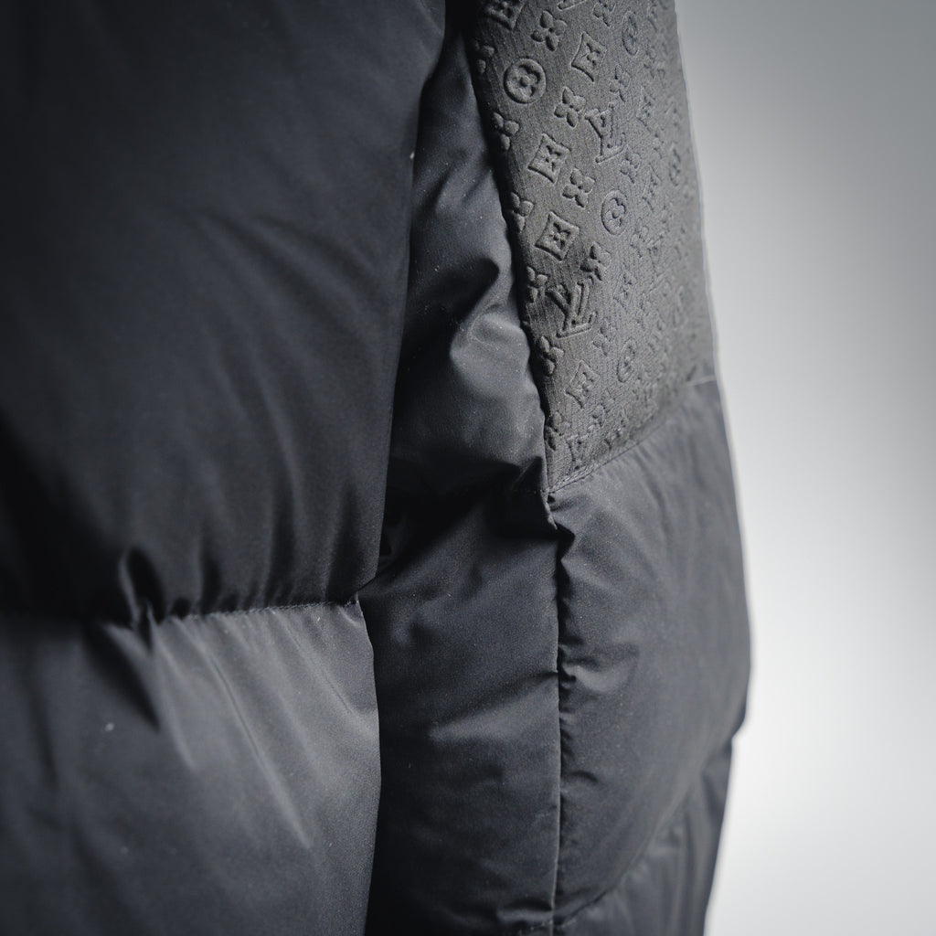 Louis 25fw down jacket