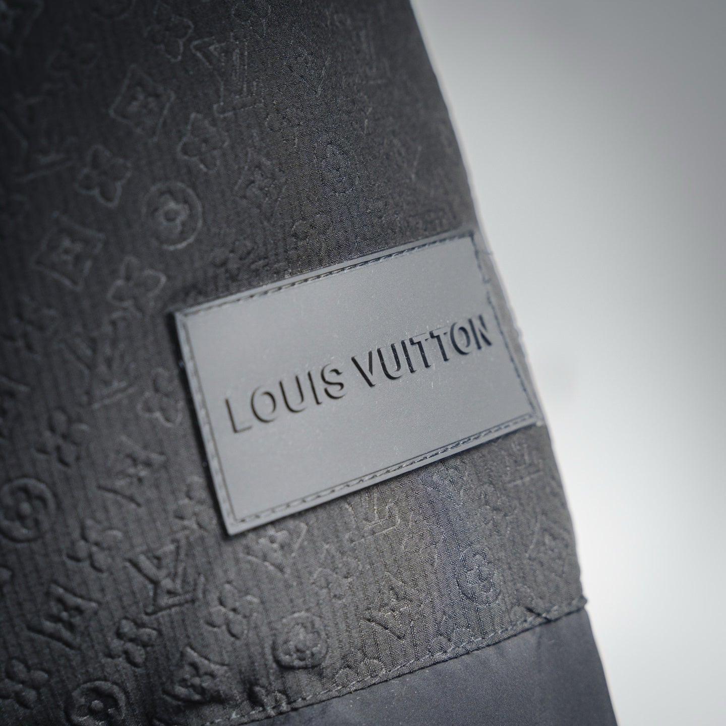 Louis 25fw down jacket