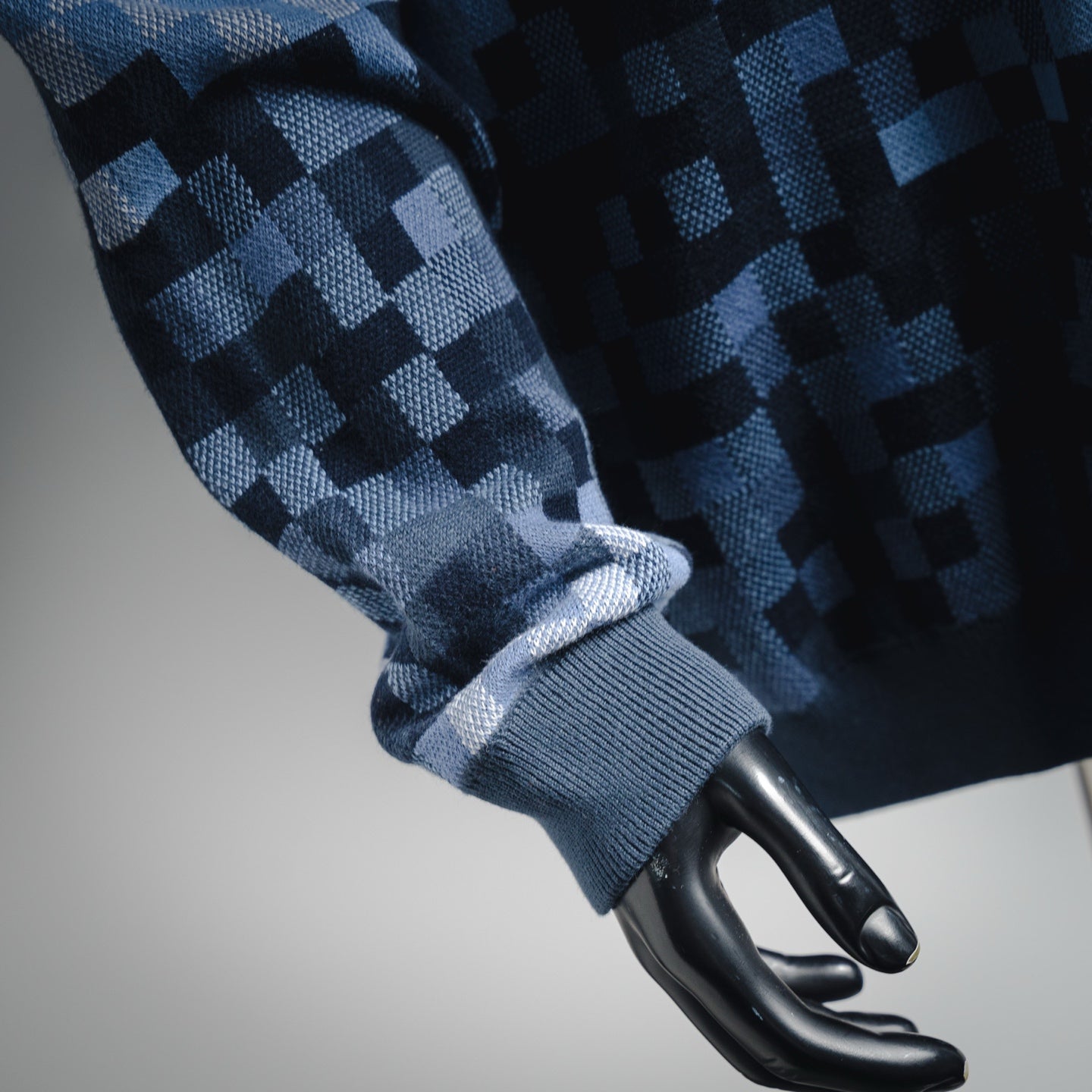 Louis 25fw leisure sweater