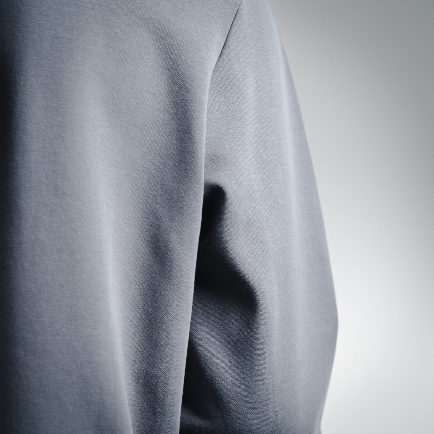 Loe 25fw embroidered shirt