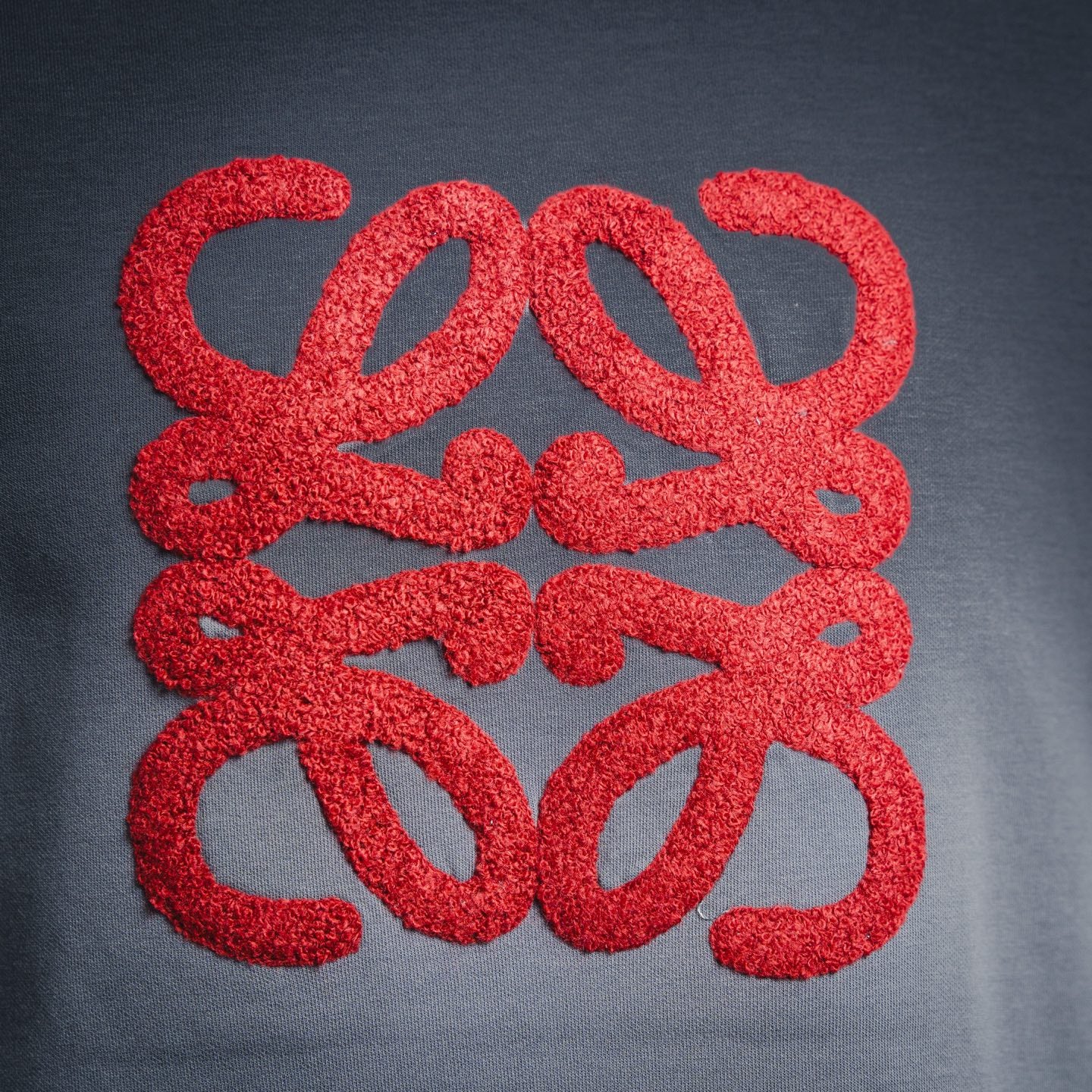 Loe 25fw embroidered shirt