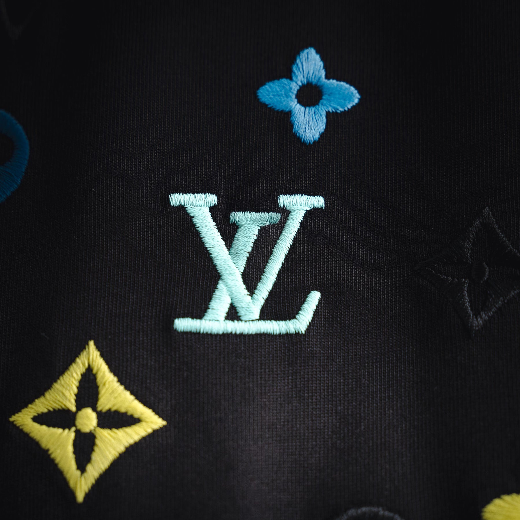 Louis 25fw embroidered shirt