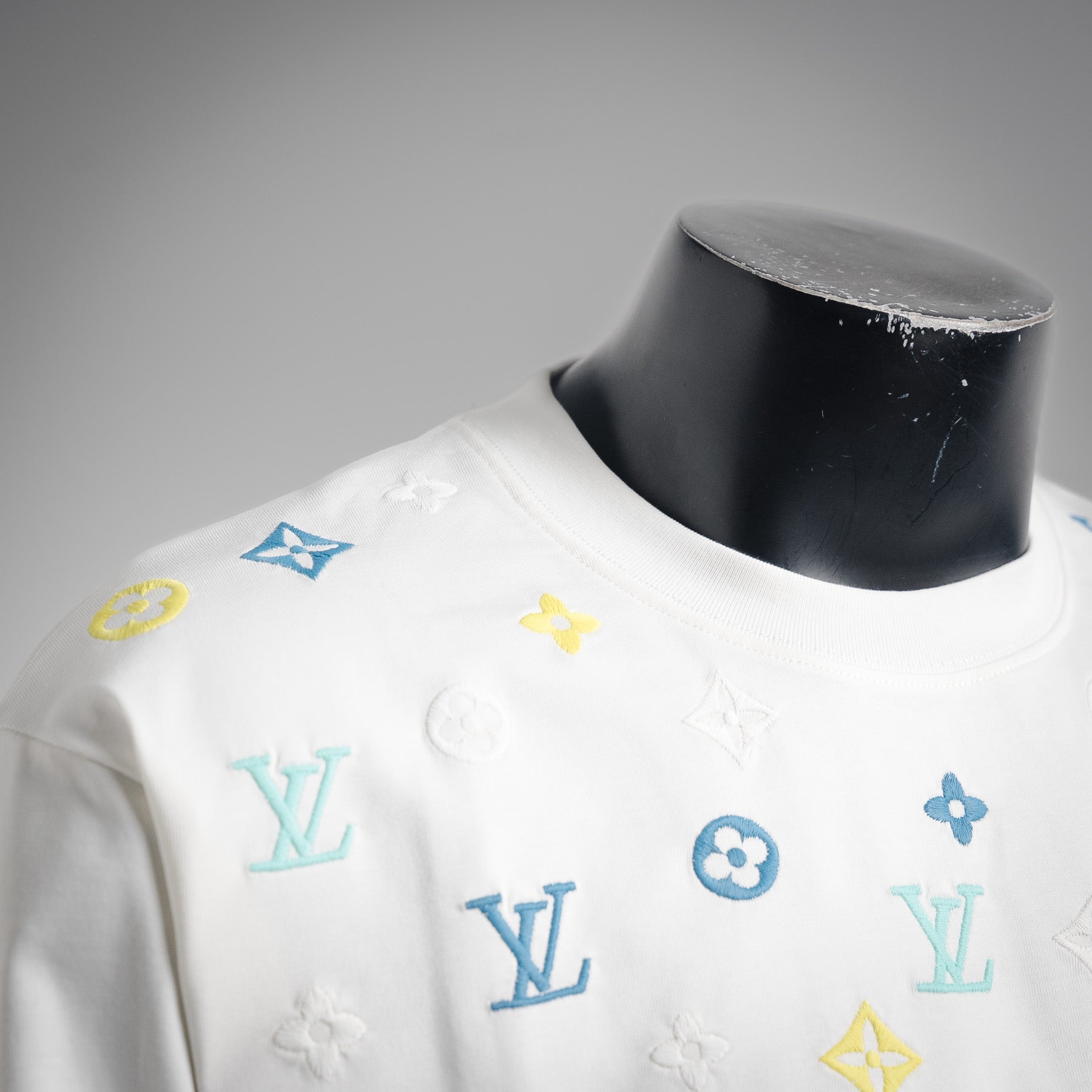 Louis 25fw embroidered shirt