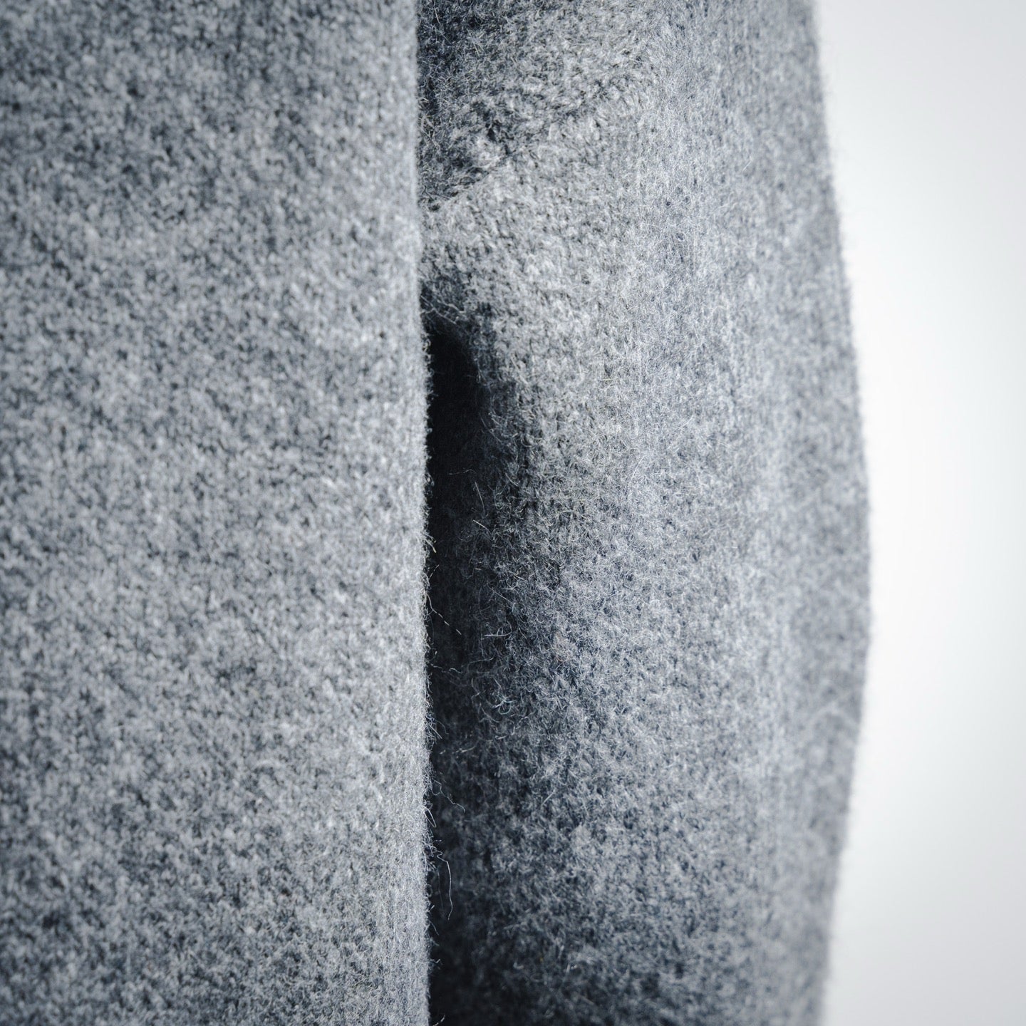 Ami 25fw leisure sweater