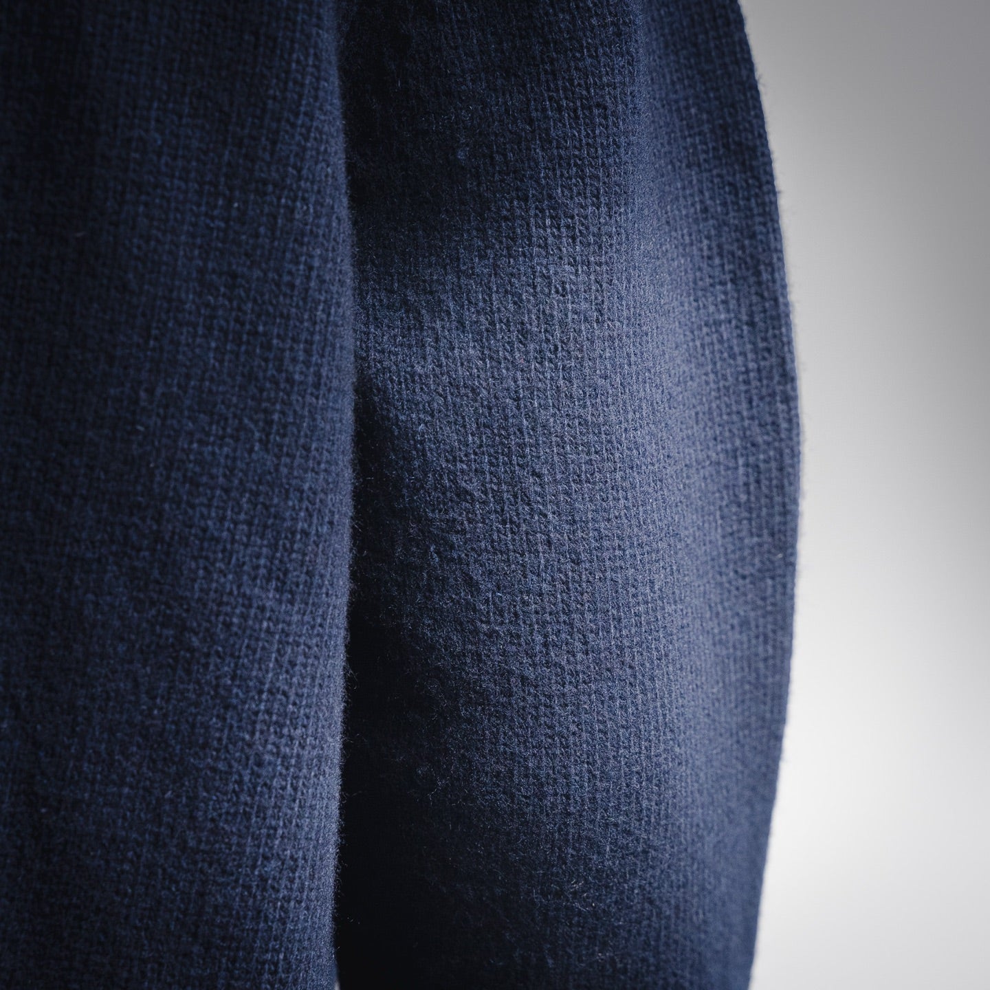 Thom 25fw all-match sweater