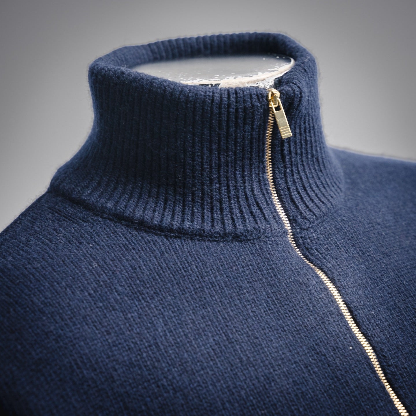 Thom 25fw all-match sweater
