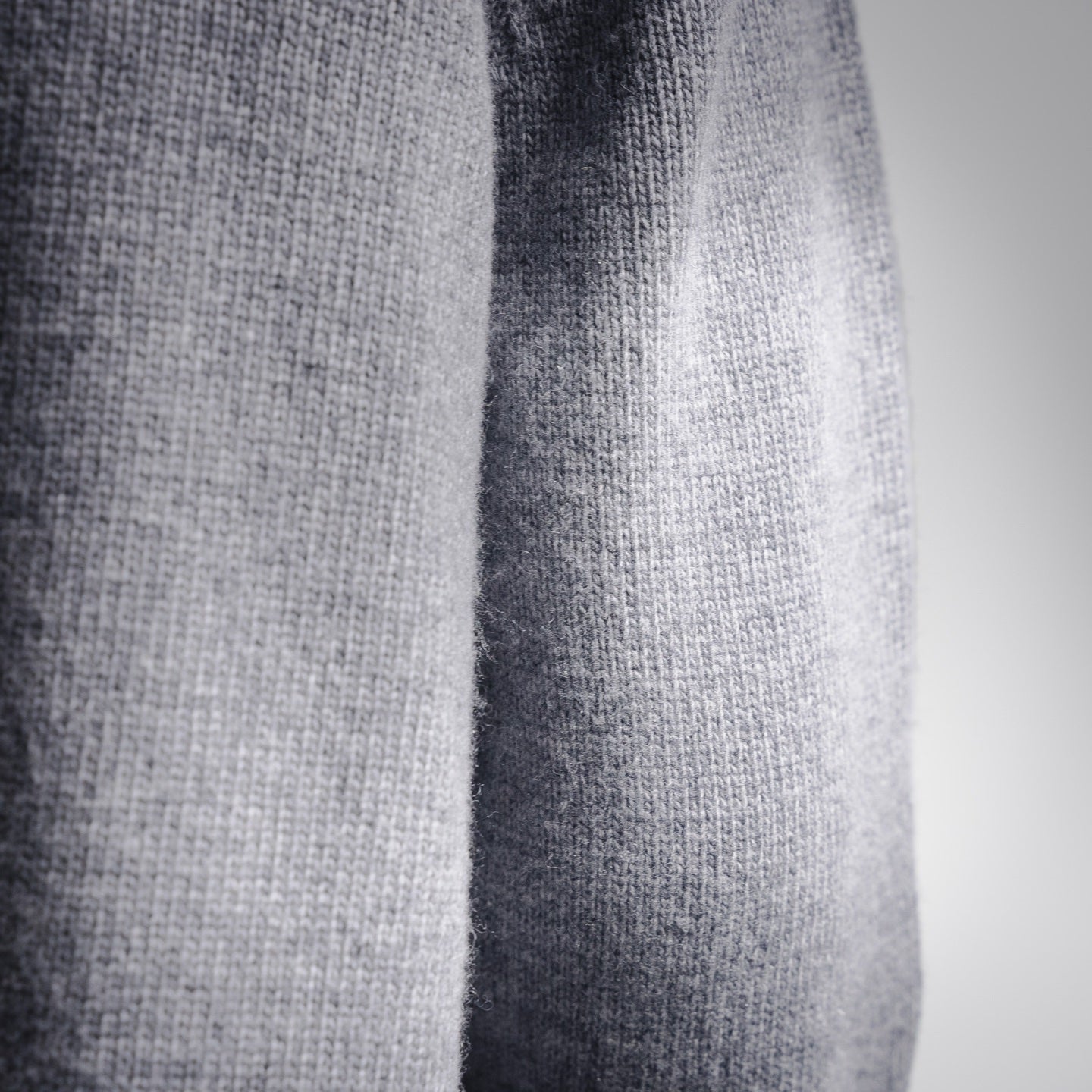 Thom 25fw all-match sweater