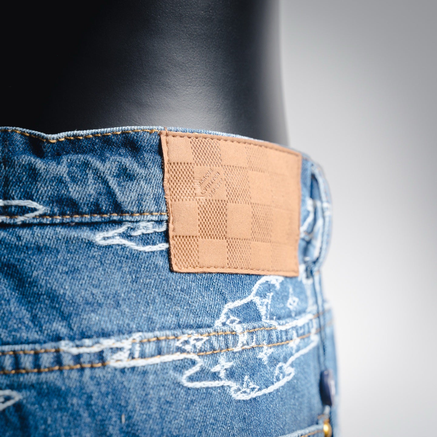 Louis 25fw jacquar jeans