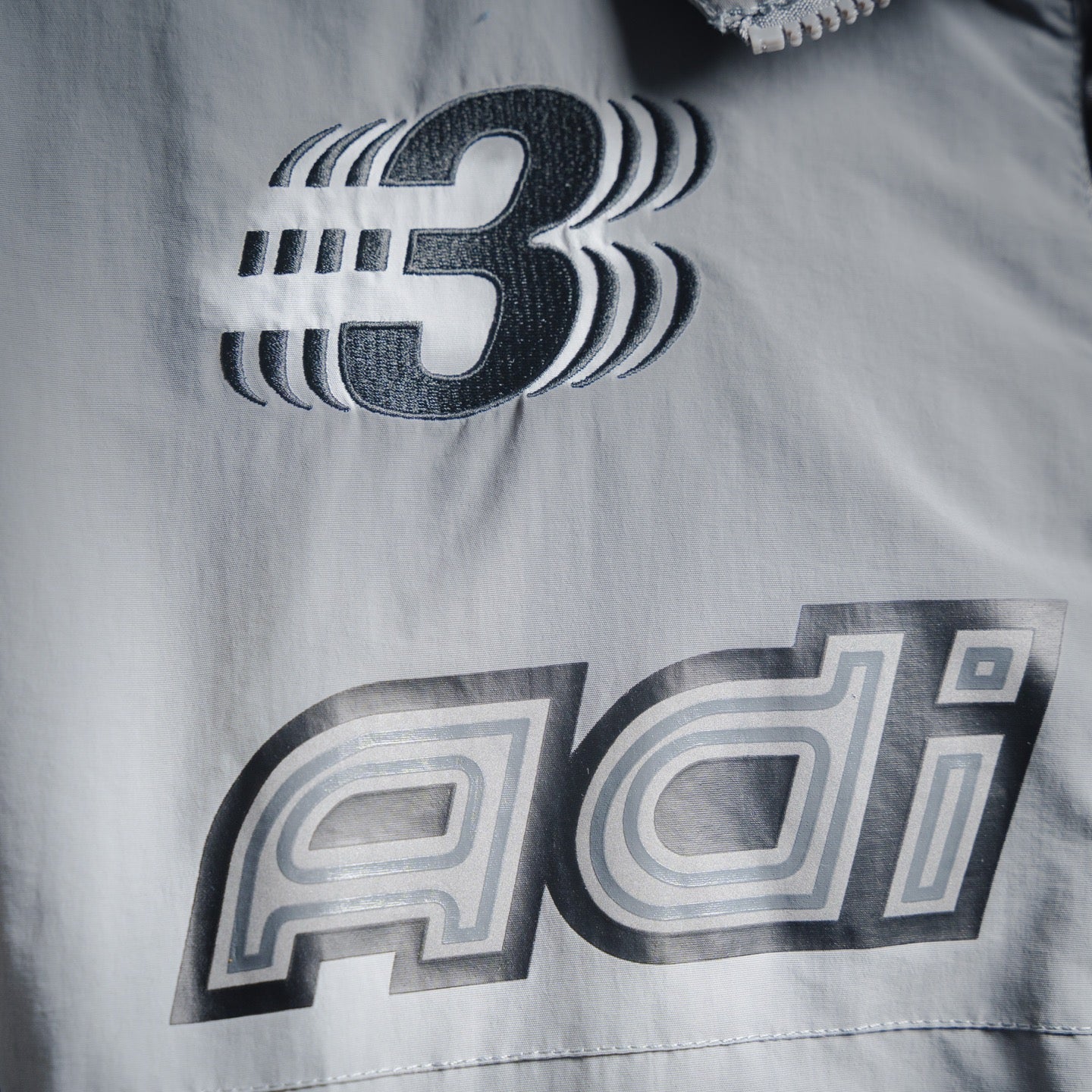 Adi 25fw leisure jacket