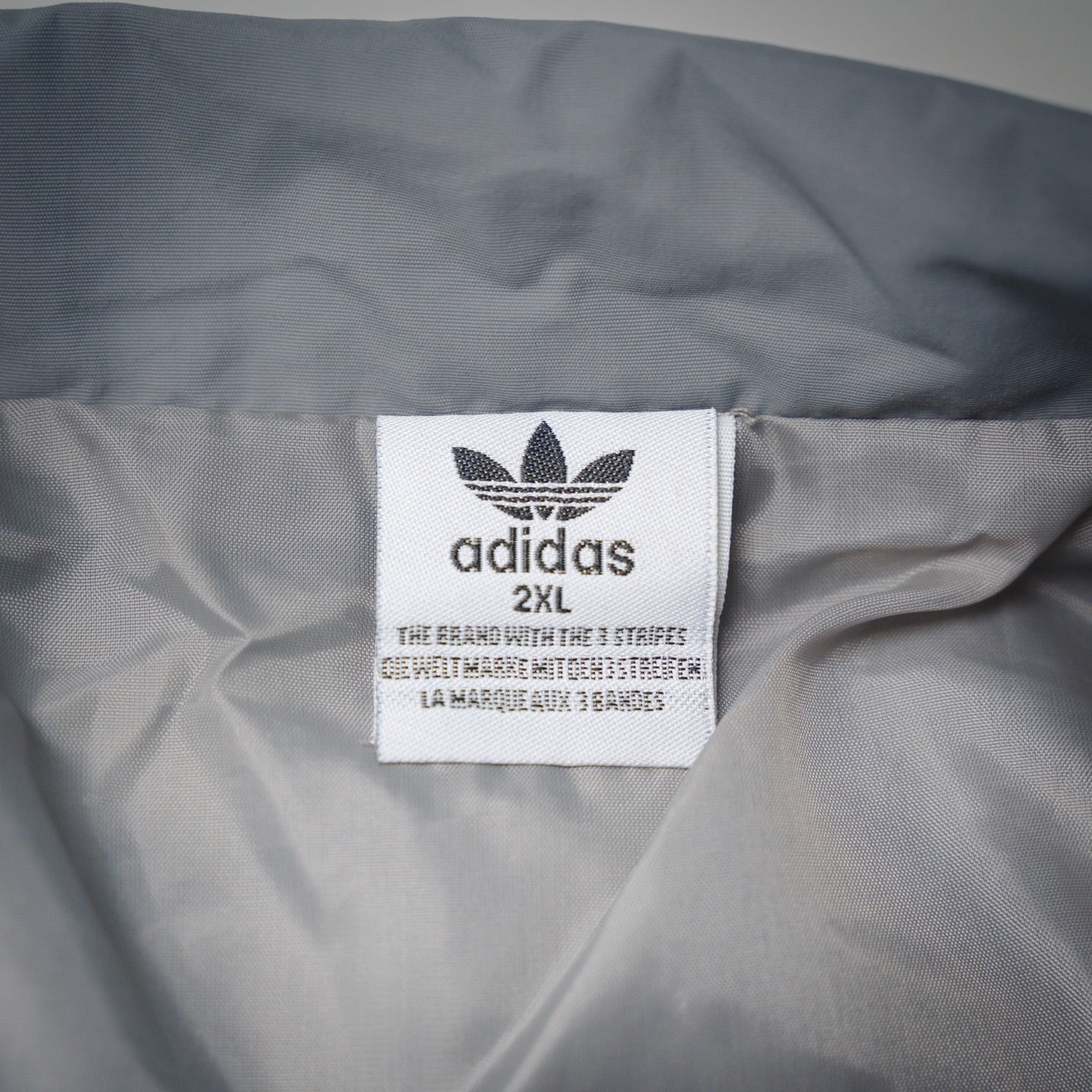 Adi 25fw leisure jacket