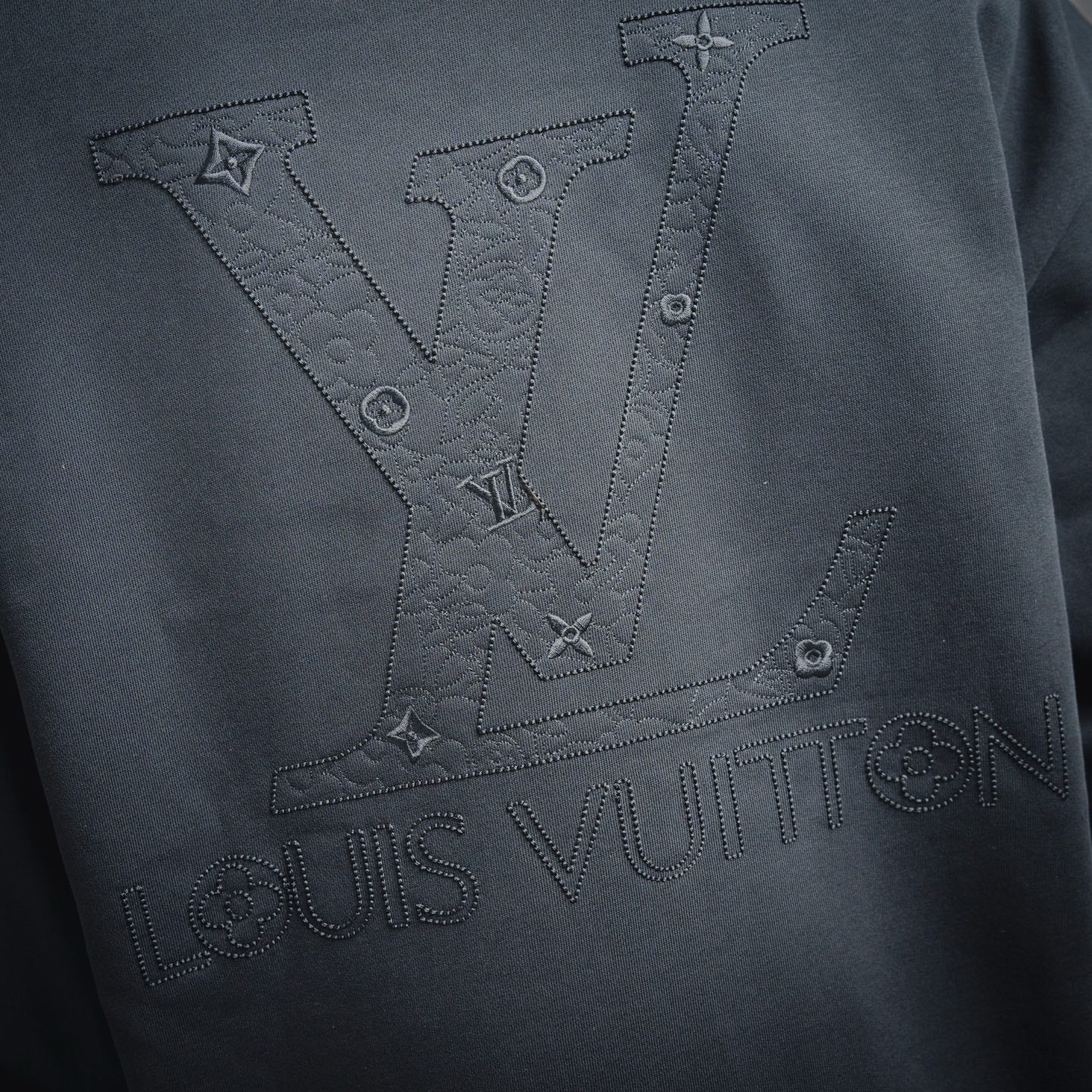 Louis 25fw embroidered shirt