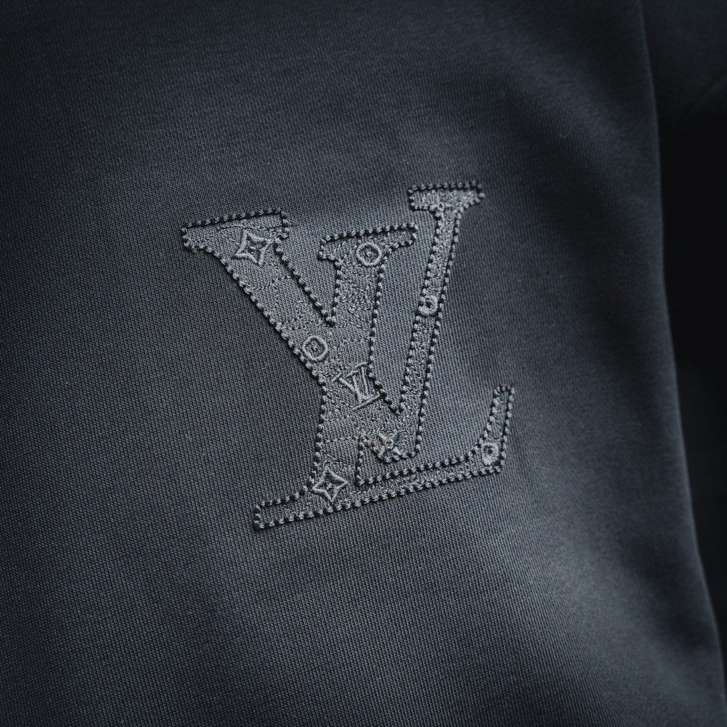 Louis 25fw embroidered shirt