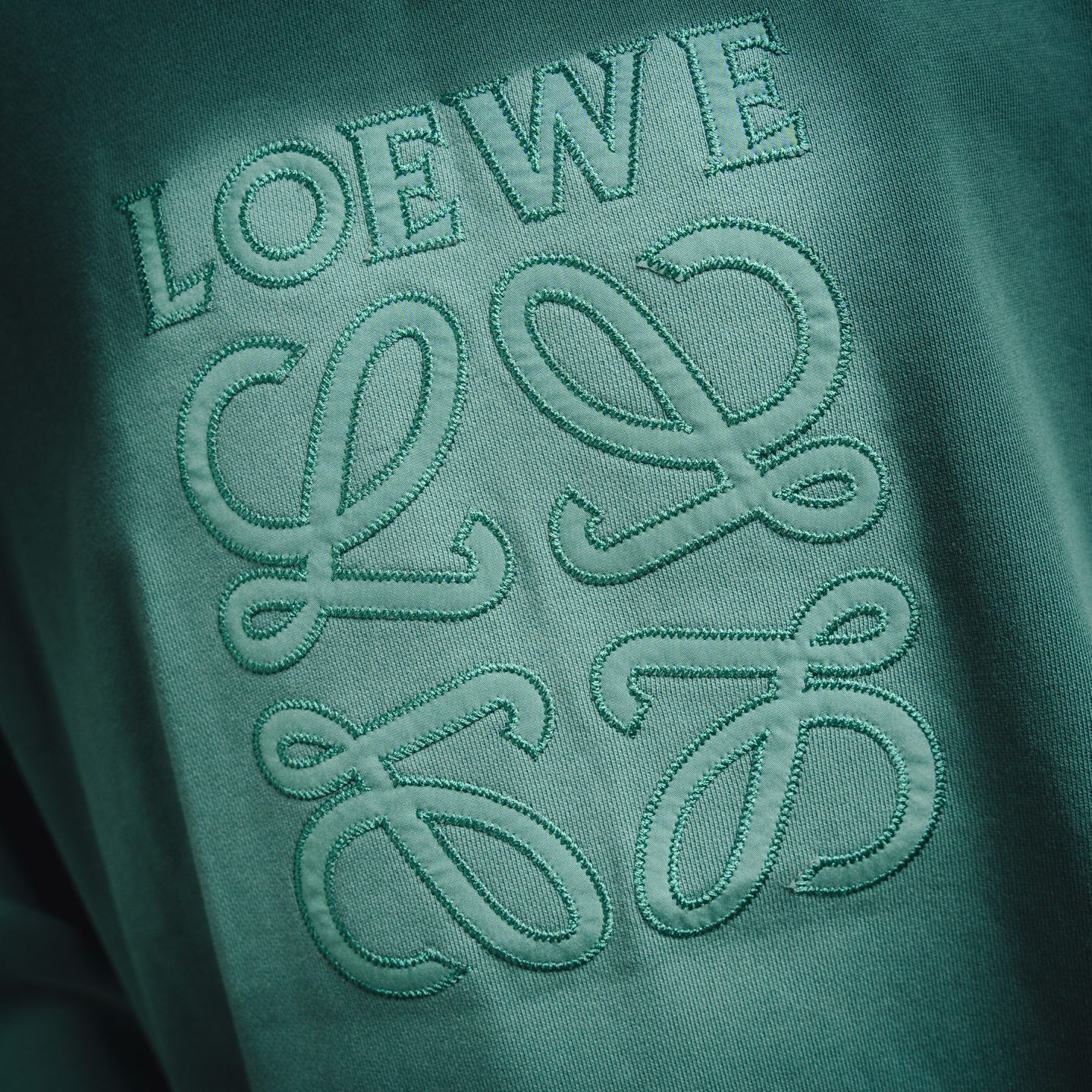 Loe 25fw embroidered shirt