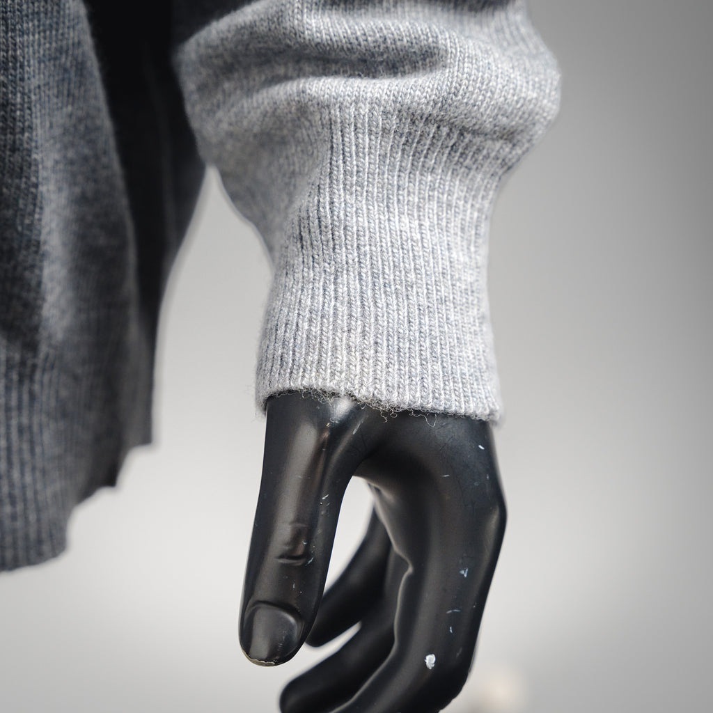 Burbery 25fw embroidered sweater