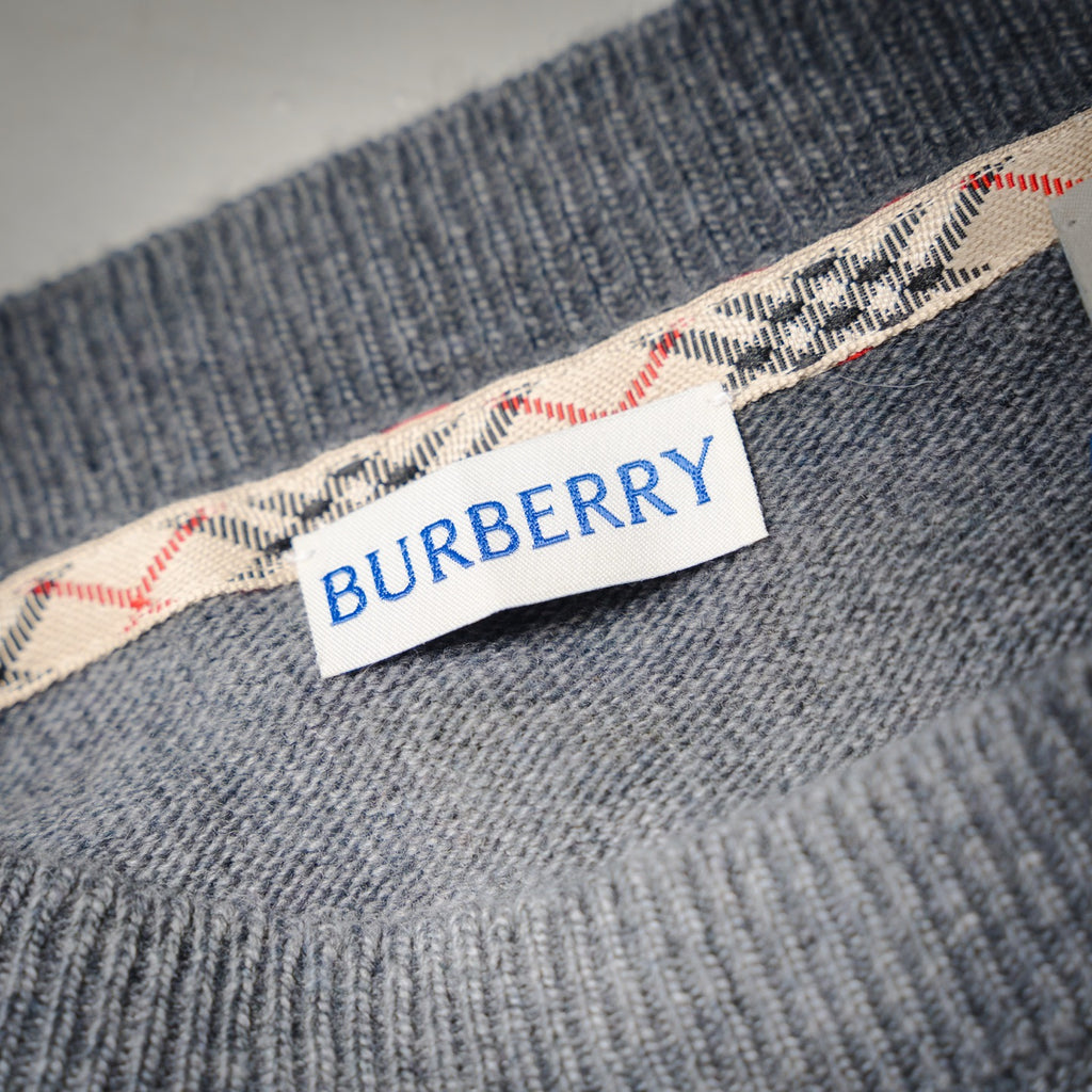 Burbery 25fw embroidered sweater