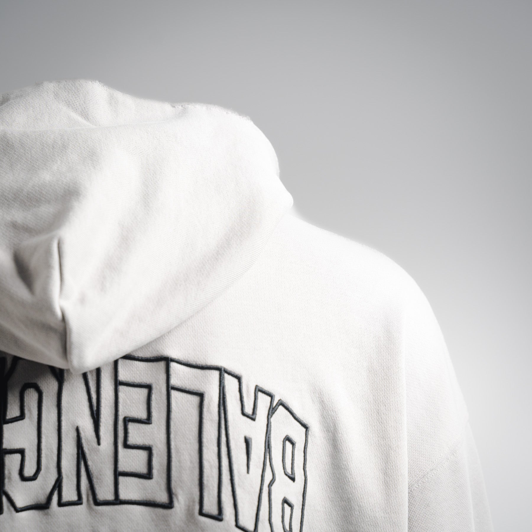 Balen 25fw embroidered jacket