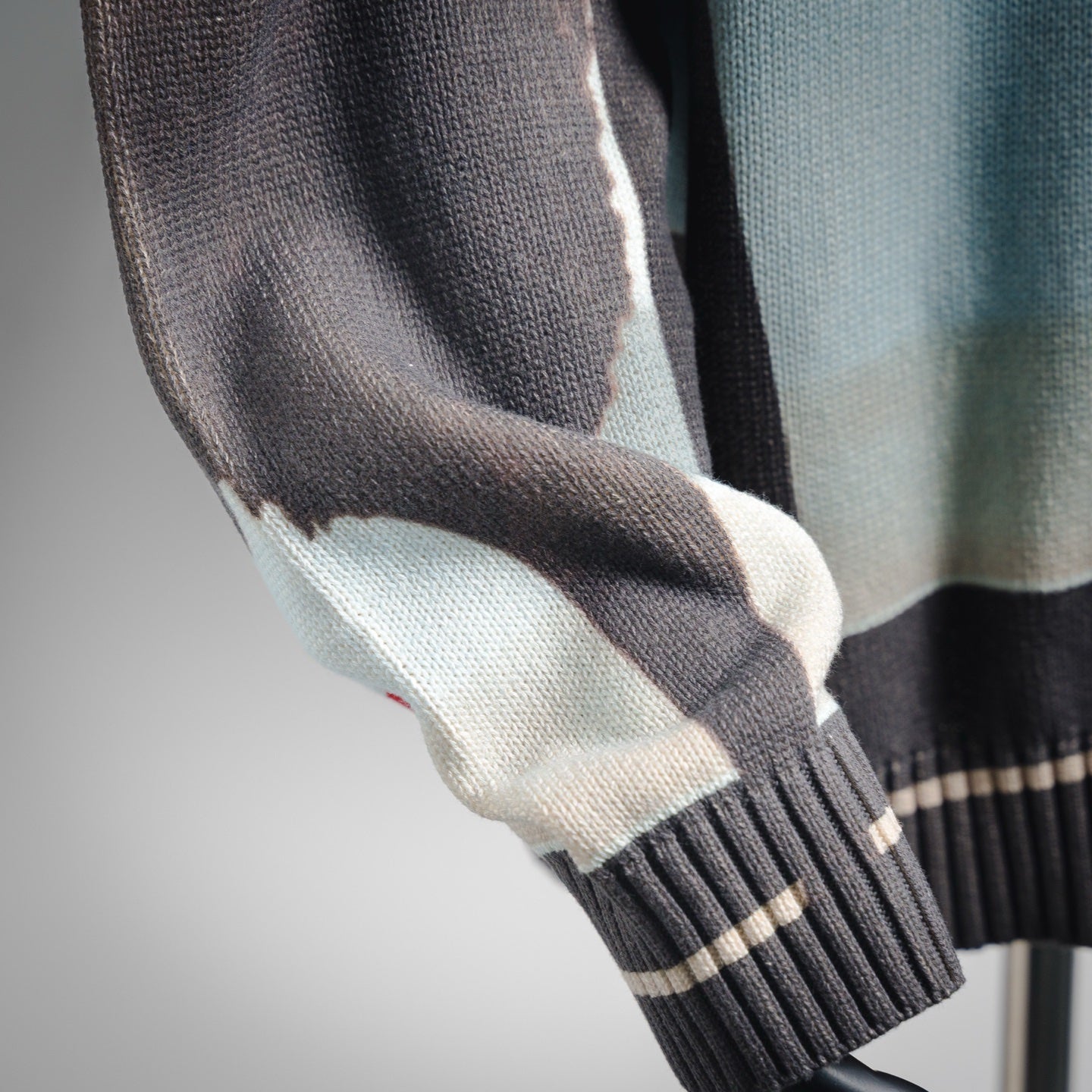 Supre 25fw leisure sweater