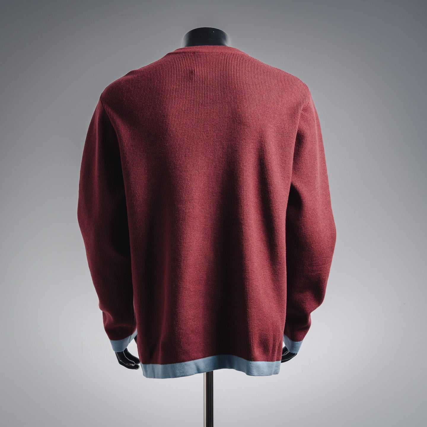 Guc 25fw leisure sweater