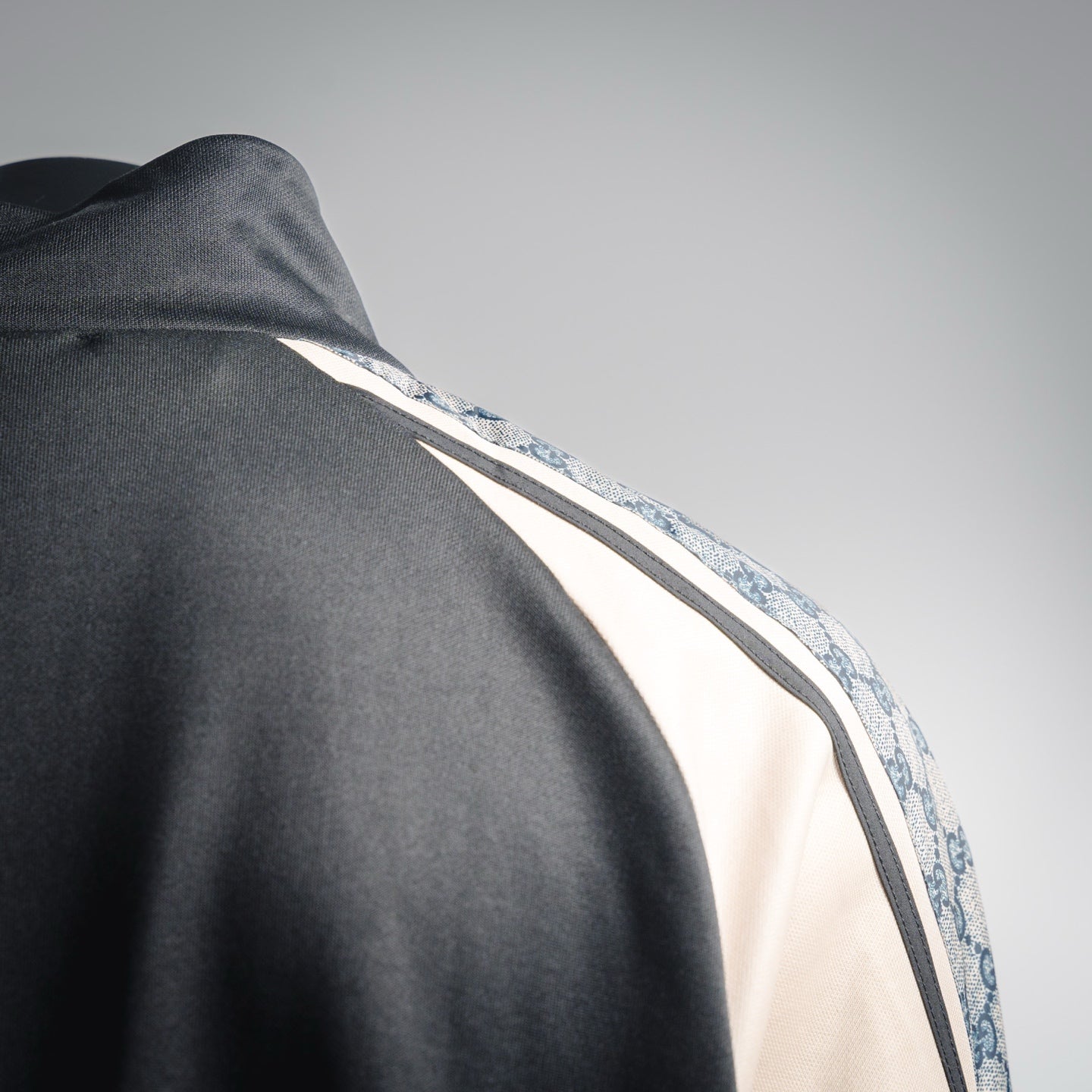 Guc 25fw leisure jacket