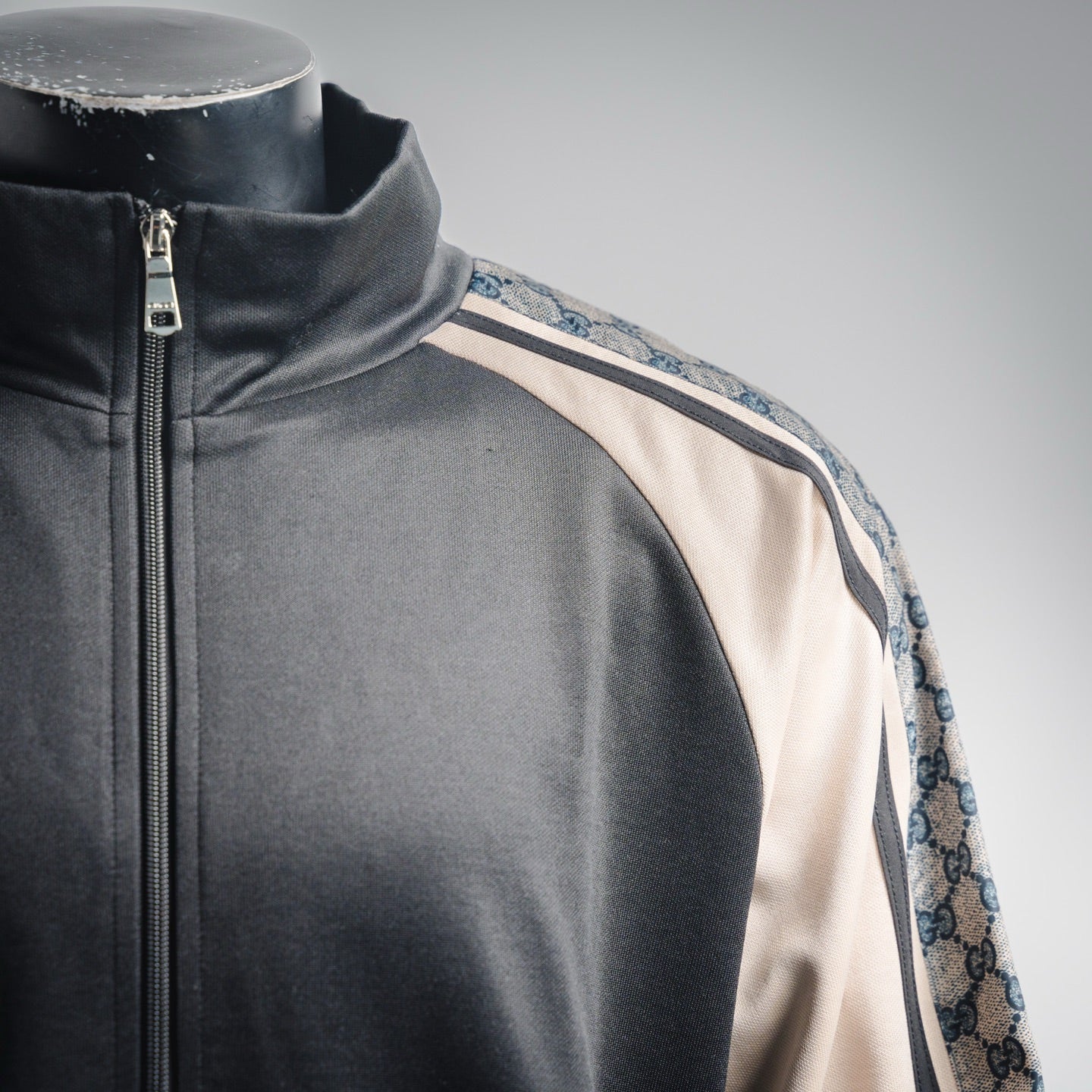 Guc 25fw leisure jacket