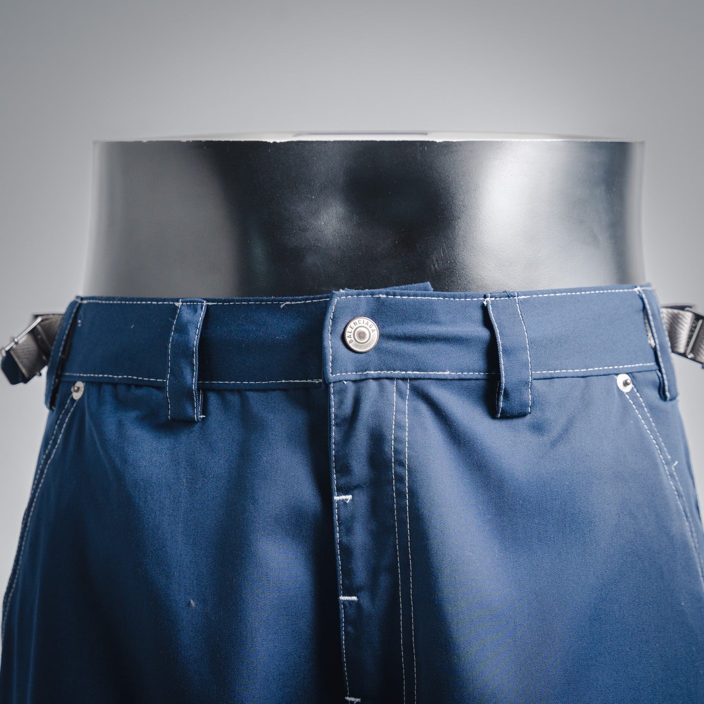 Balen 25fw embroidered pants