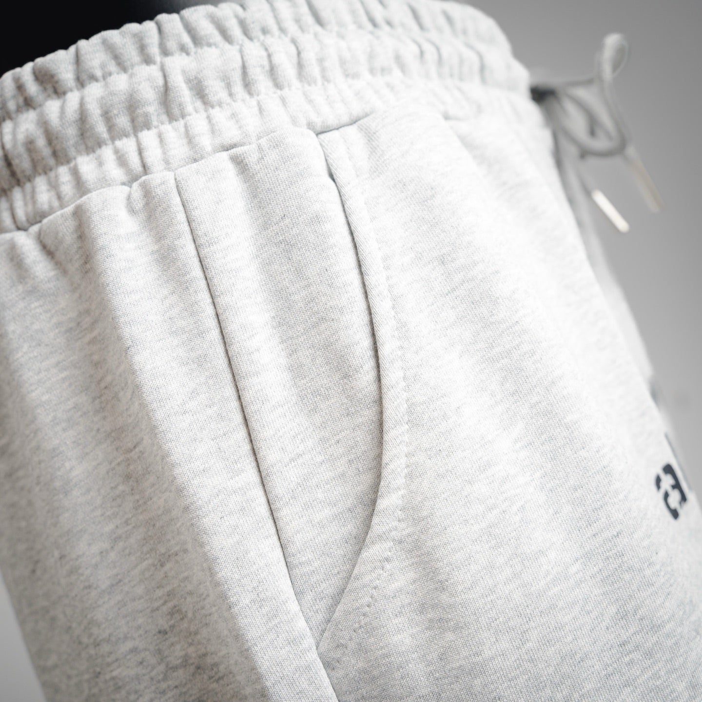 Alex 25fw printed pants