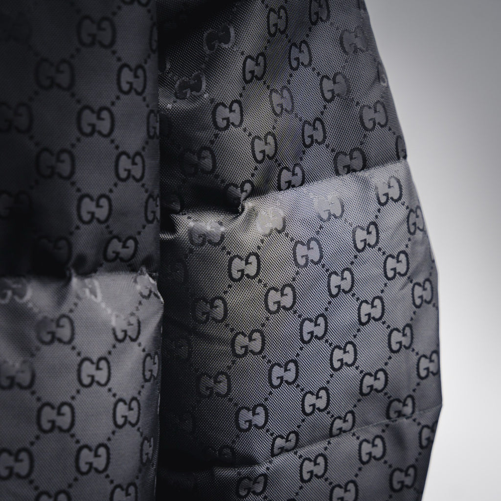 Guc 25fw down jacket