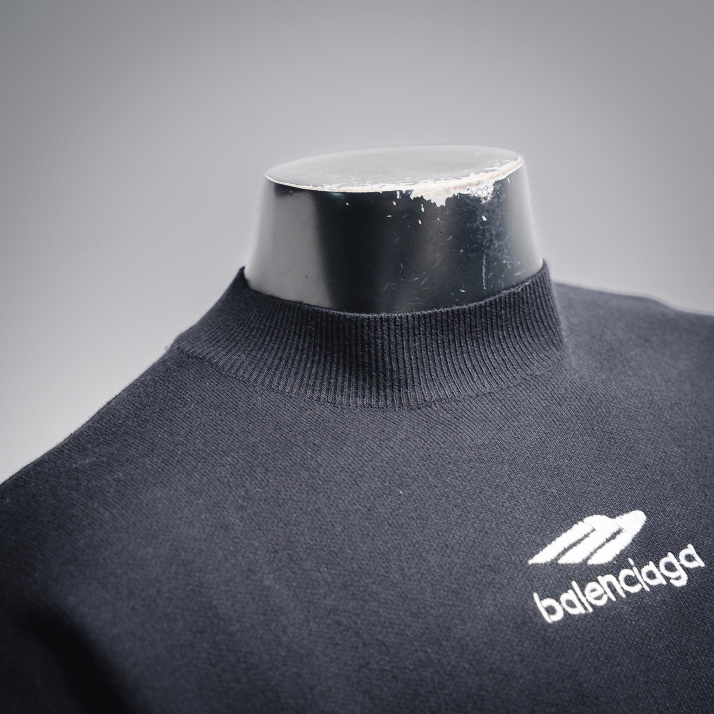 Balen 25fw embroidered sweater