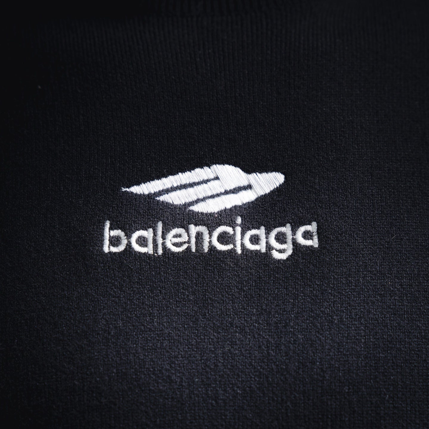 Balen 25fw embroidered sweater