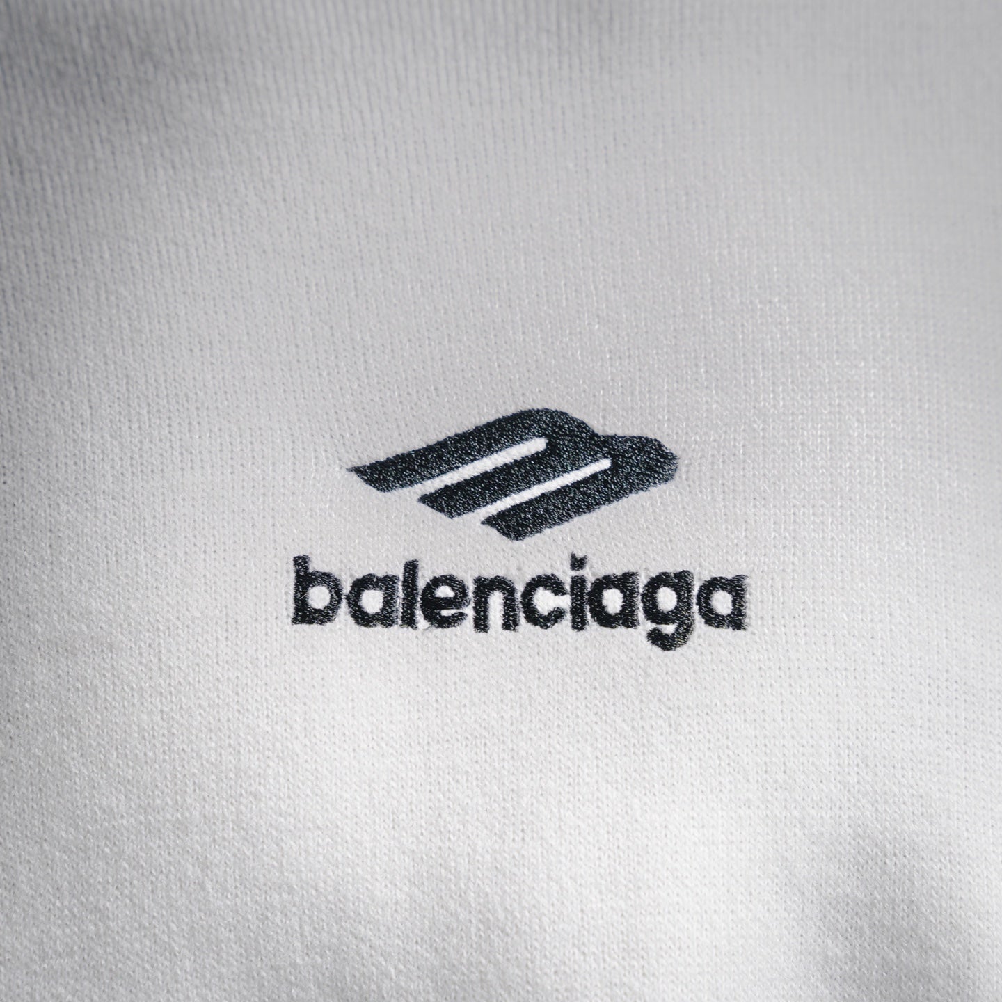 Balen 25fw embroidered sweater