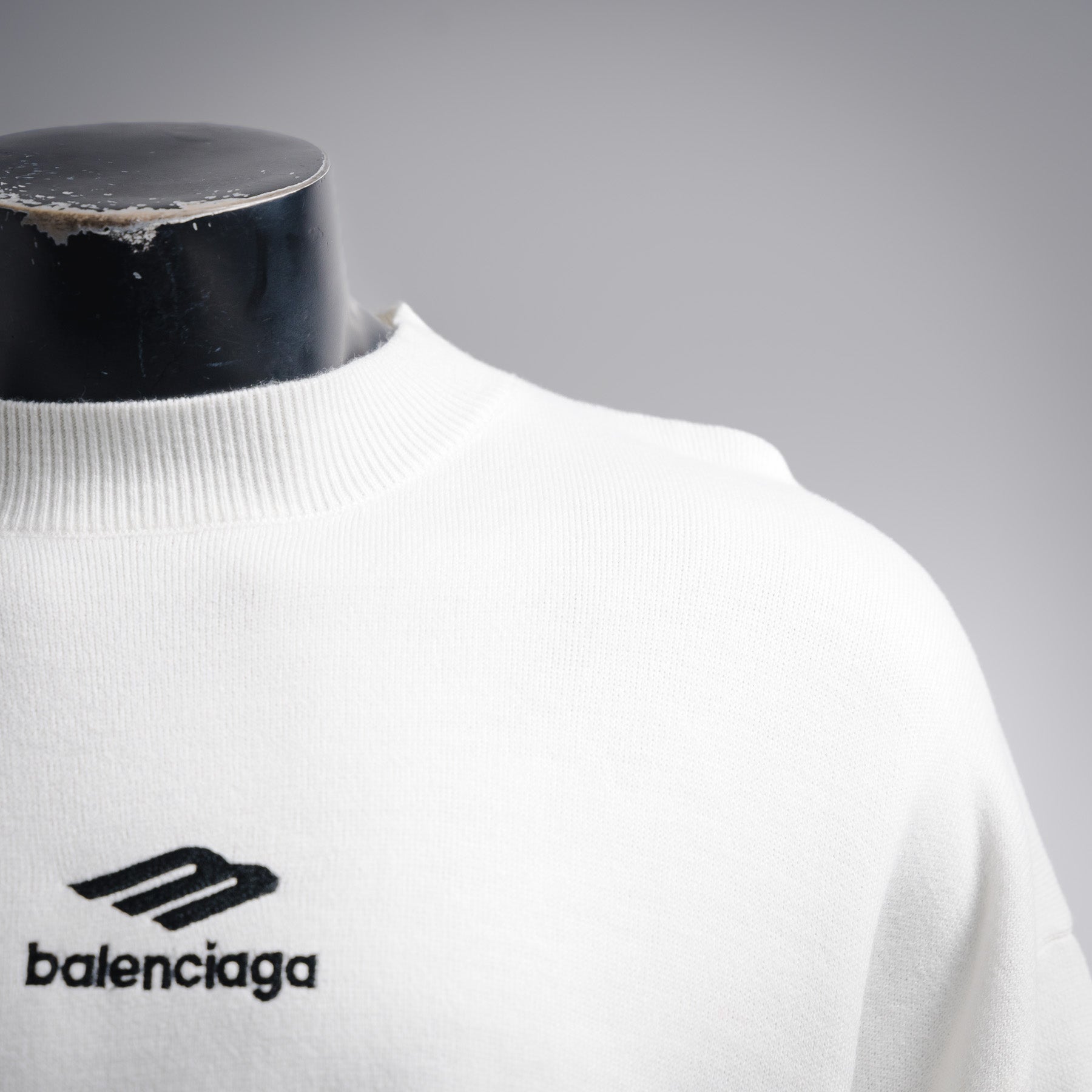 Balen 25fw embroidered sweater