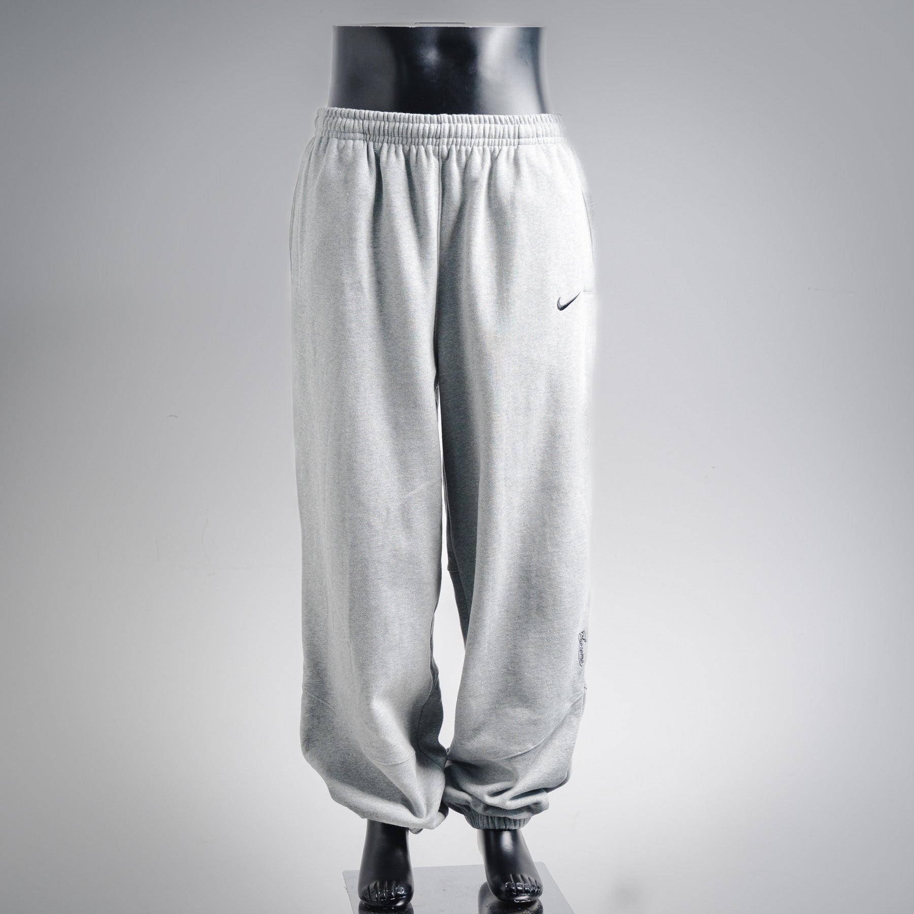 Supre 25fw leisure pants