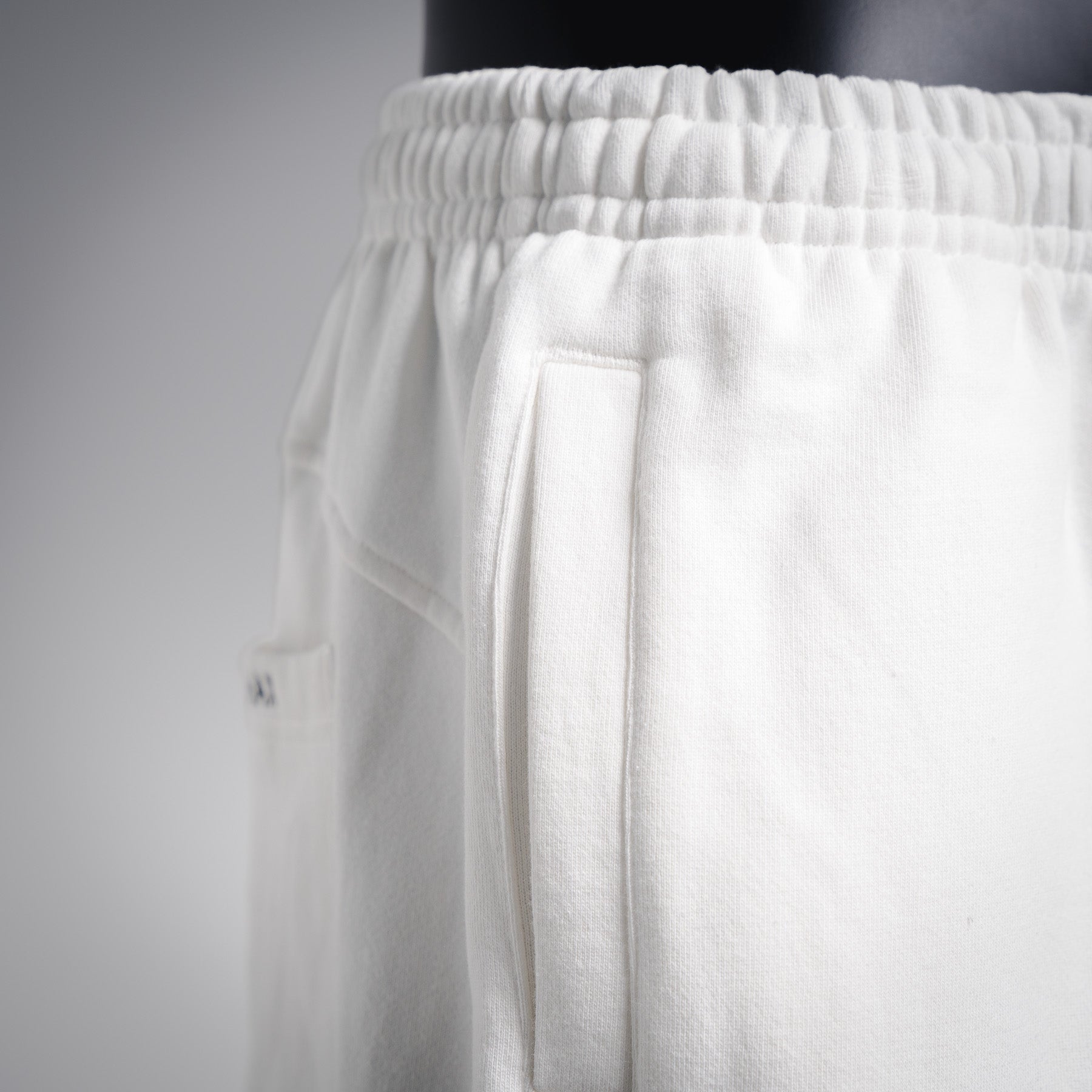 Supre 25fw leisure pants