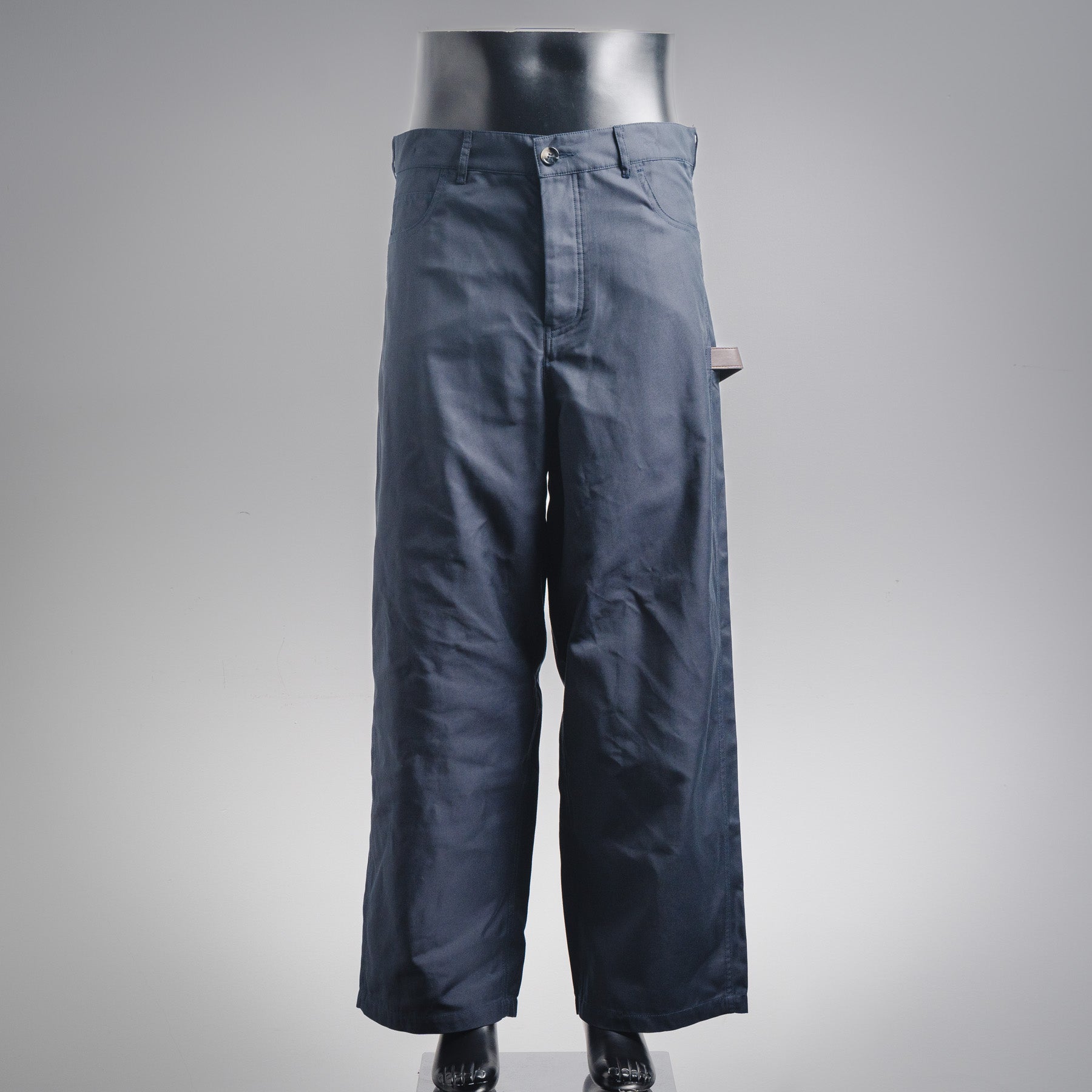 Loe 25fw all-match pants